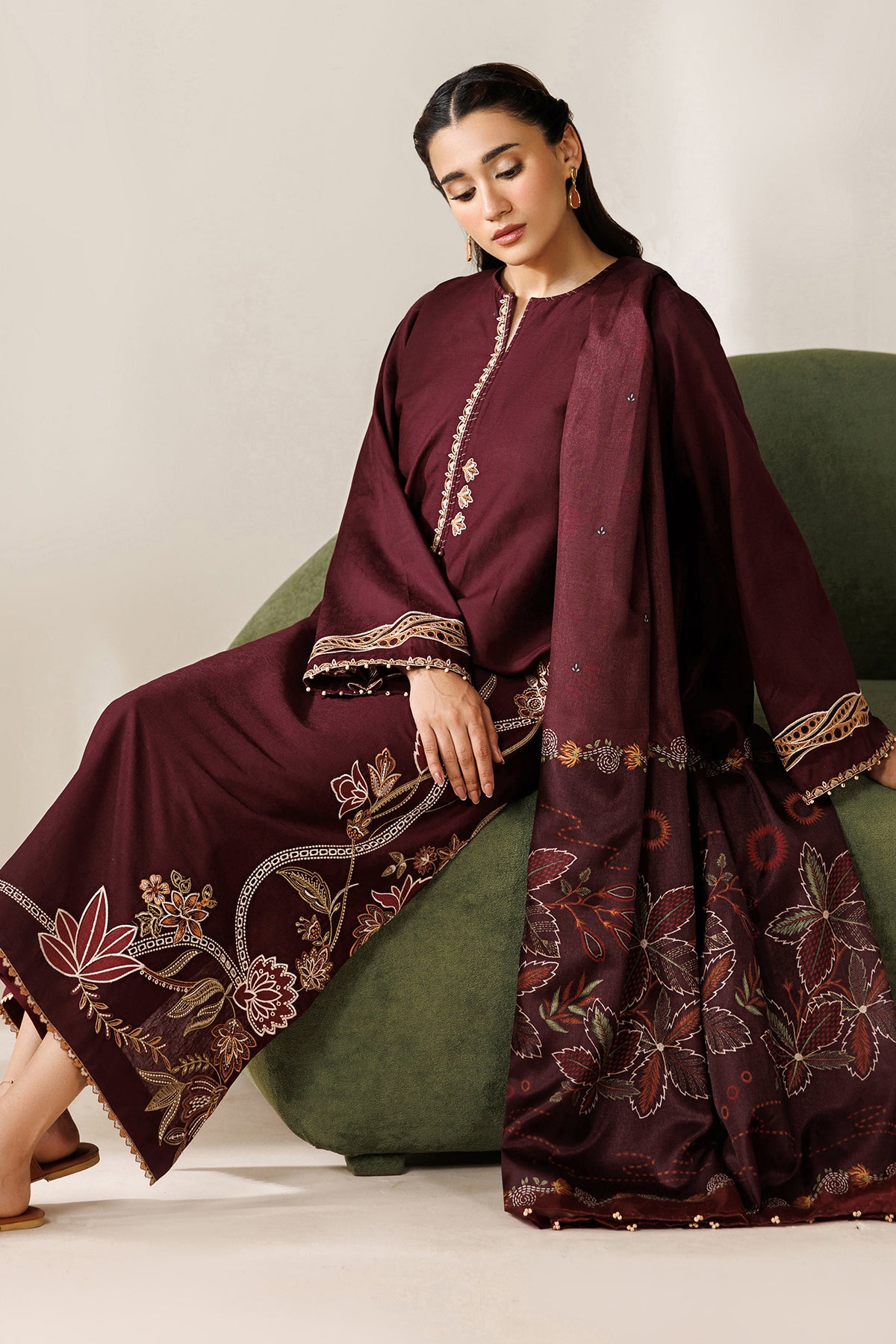 EMBROIDERED JACQUARD PR-1274