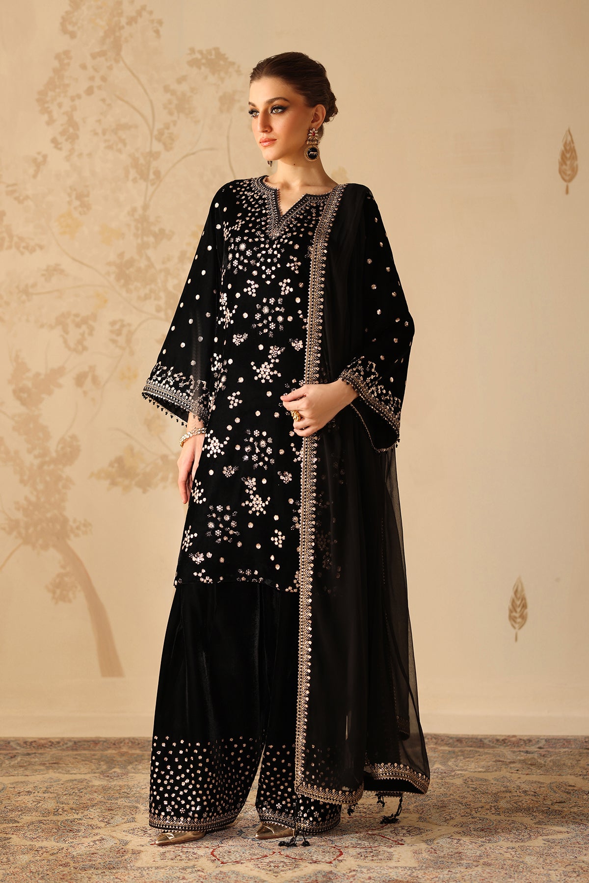 EMBROIDERED VELVET SF-4316