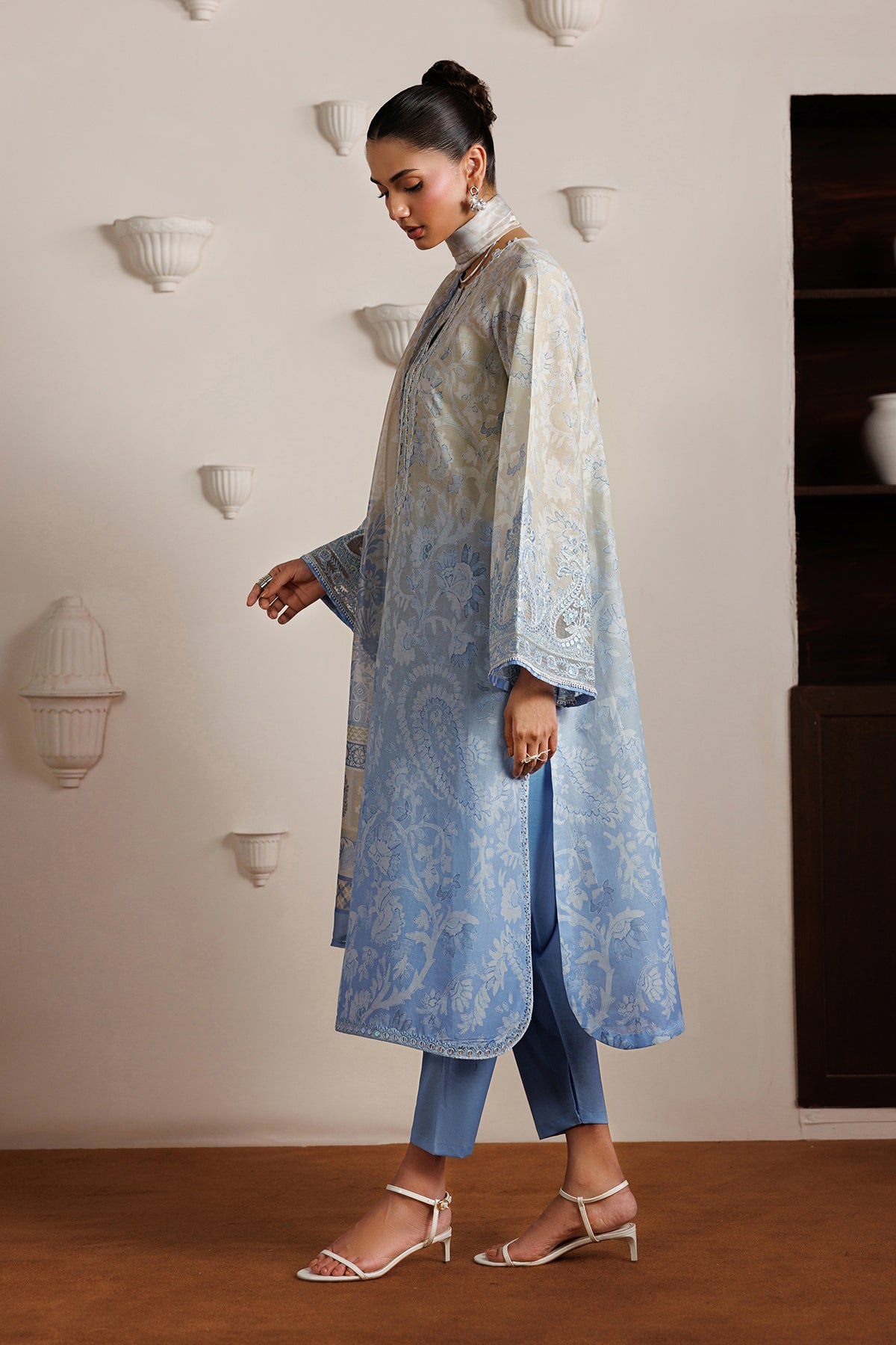 EMBROIDERED LAWN SF-4524