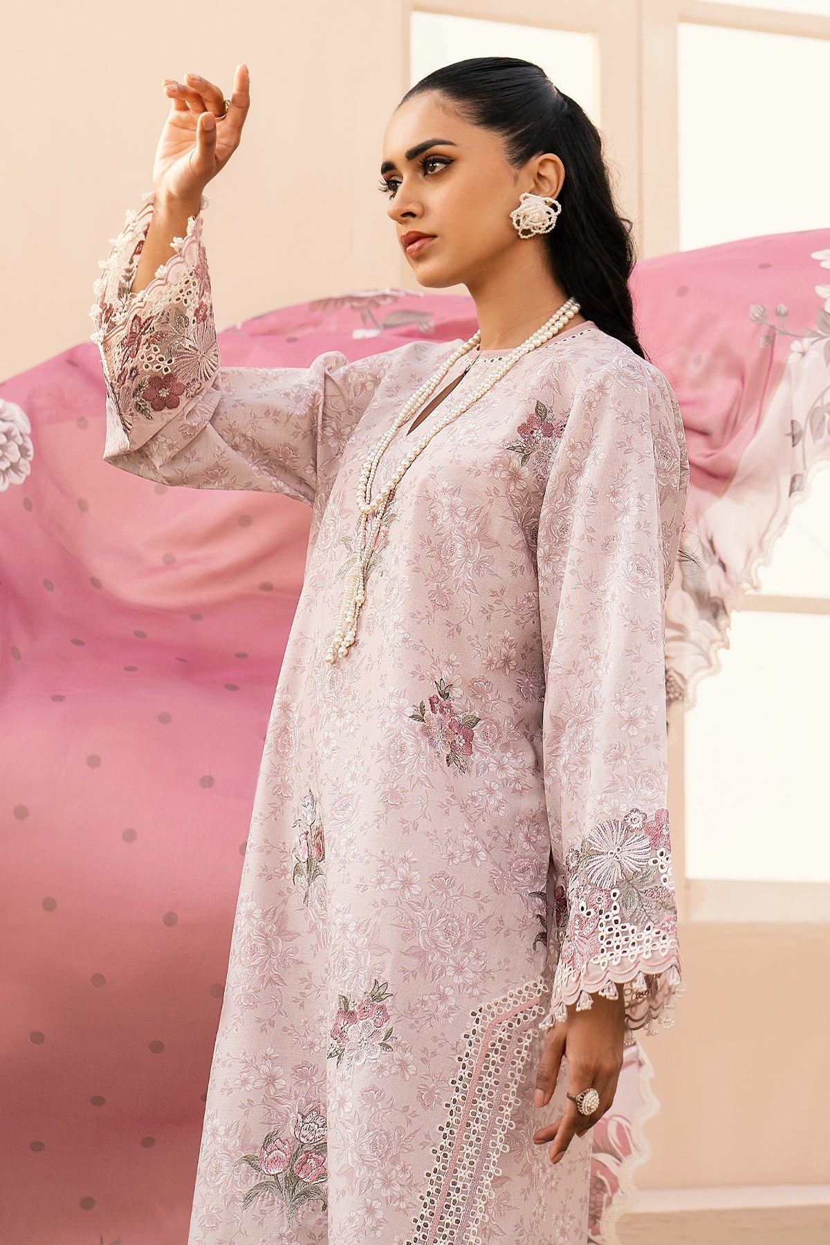 EMBROIDERED PRINTED LAWN SF-604