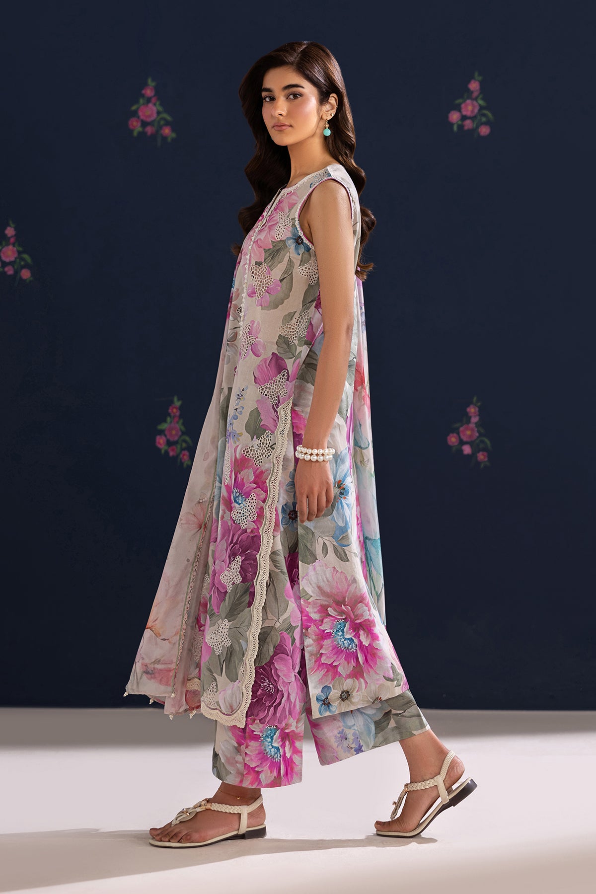 EMBROIDERED LAWN UF-4458