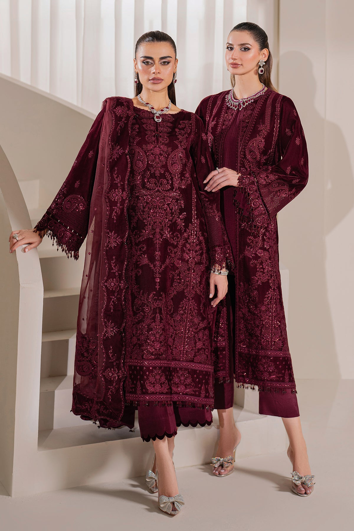 EMBROIDERED VELVET SF-758