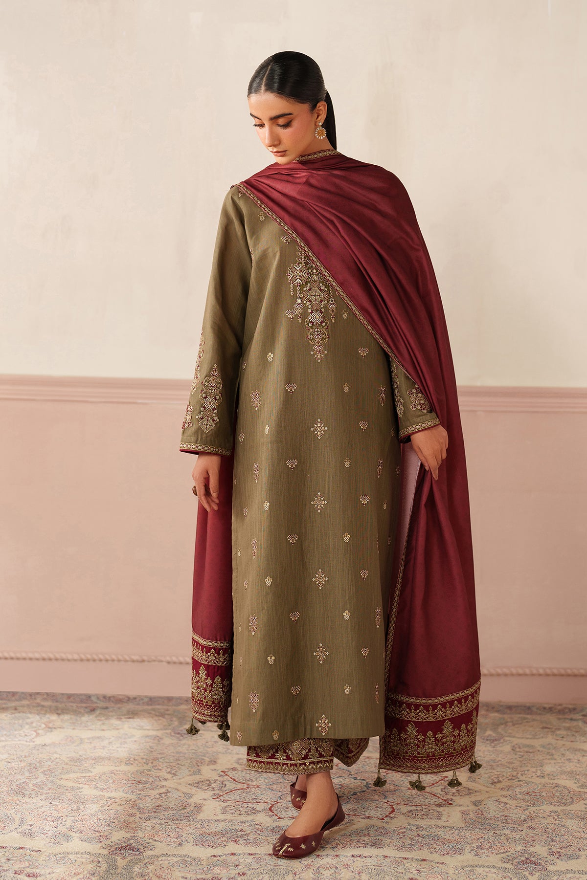 EMBROIDERED KHADDAR SF-4354