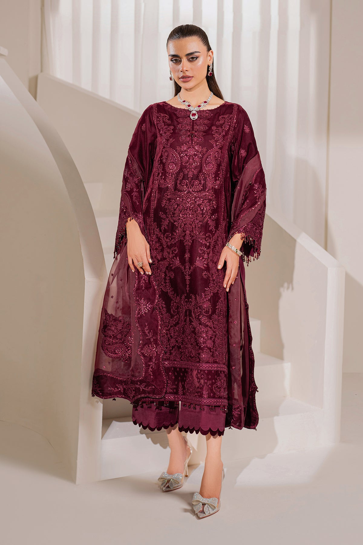 EMBROIDERED VELVET UF-758