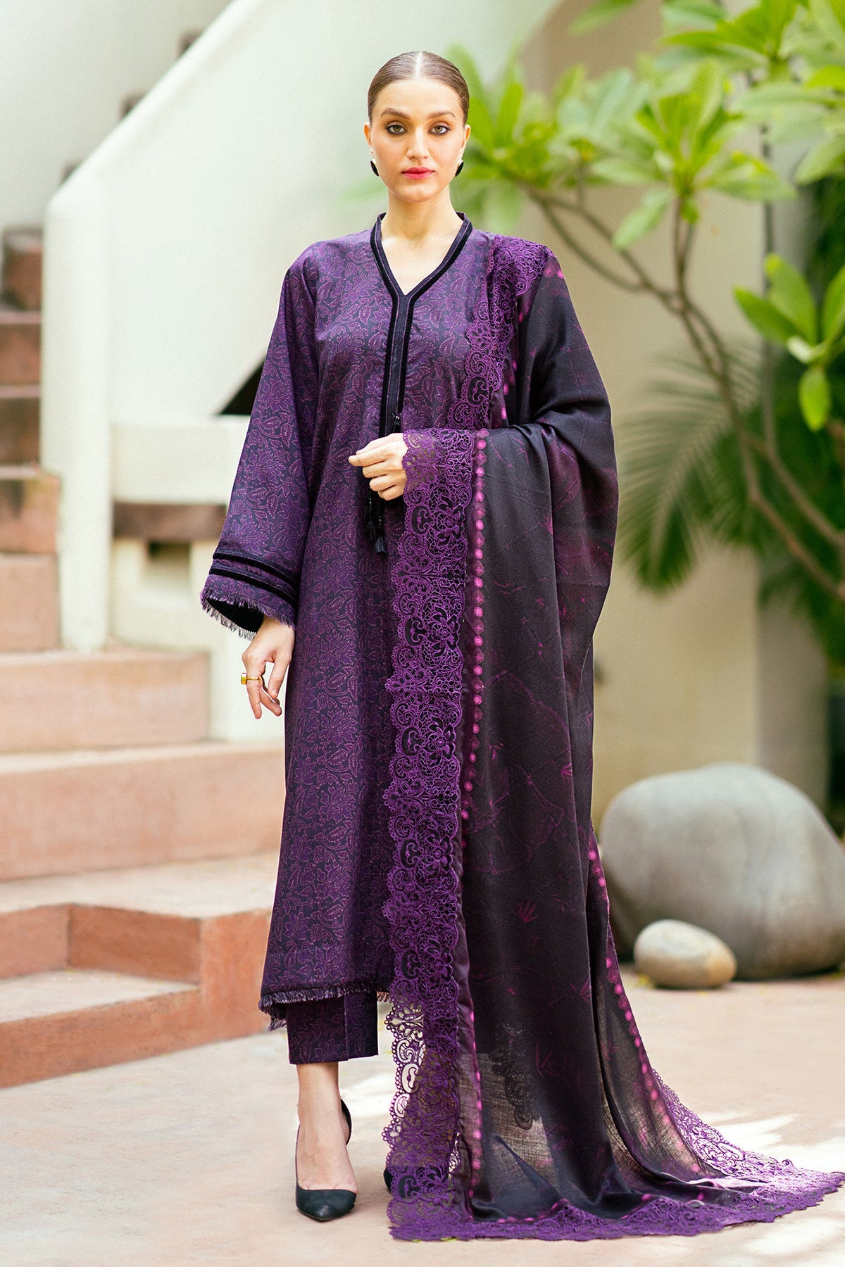 EMBROIDERED VISCOSE SF-775