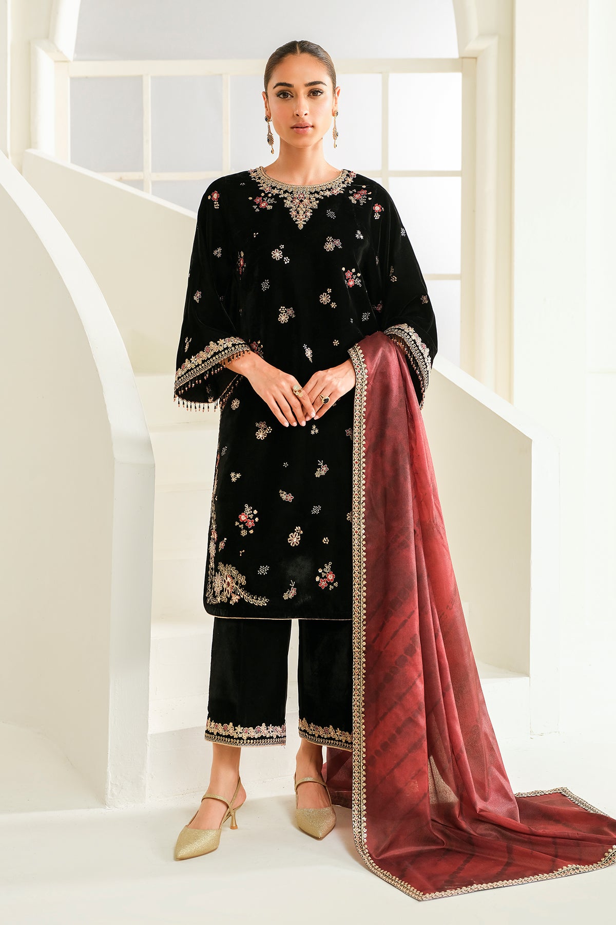 EMBROIDERED VELVET UF-746