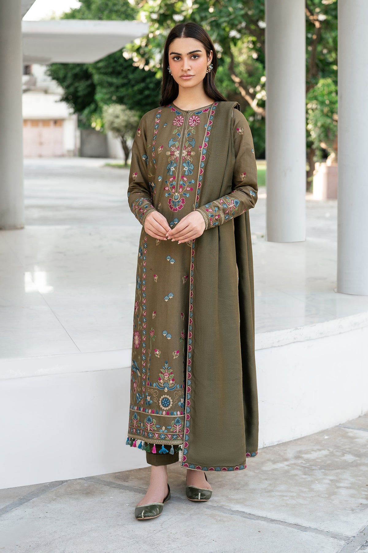 EMBROIDERED KHADDAR SF-4004