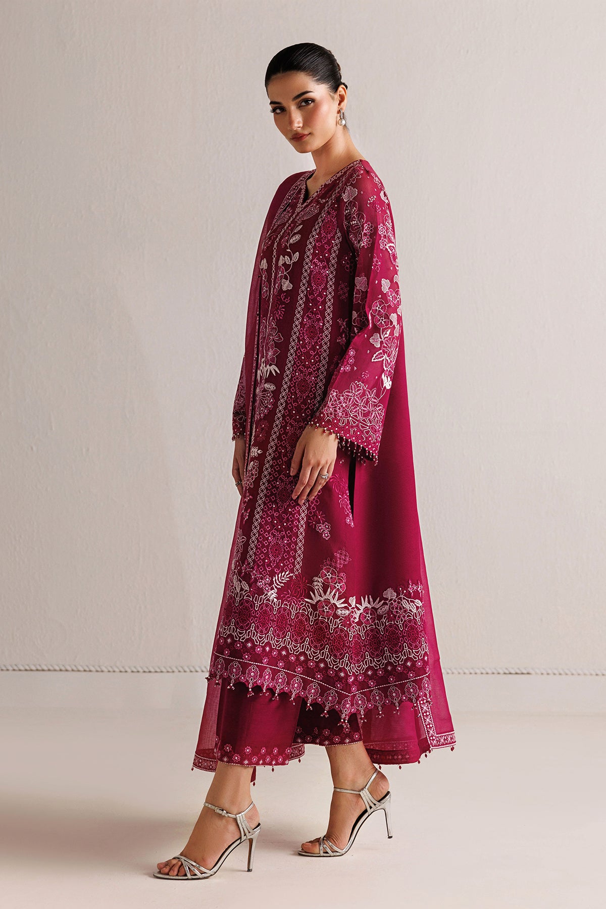 EMBROIDERED COTTON NET SF-4511