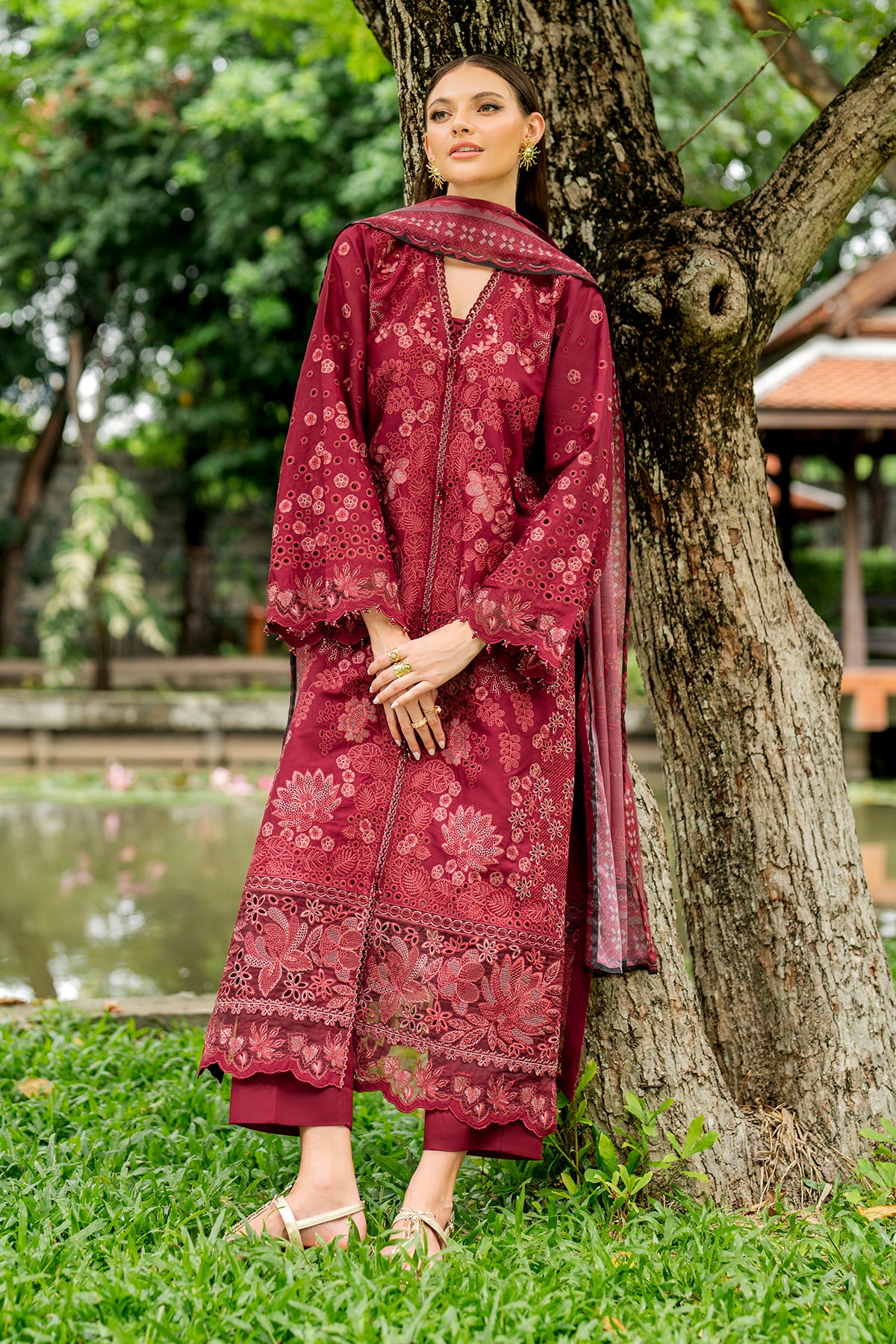 EMBROIDERED LAWN SF-4271