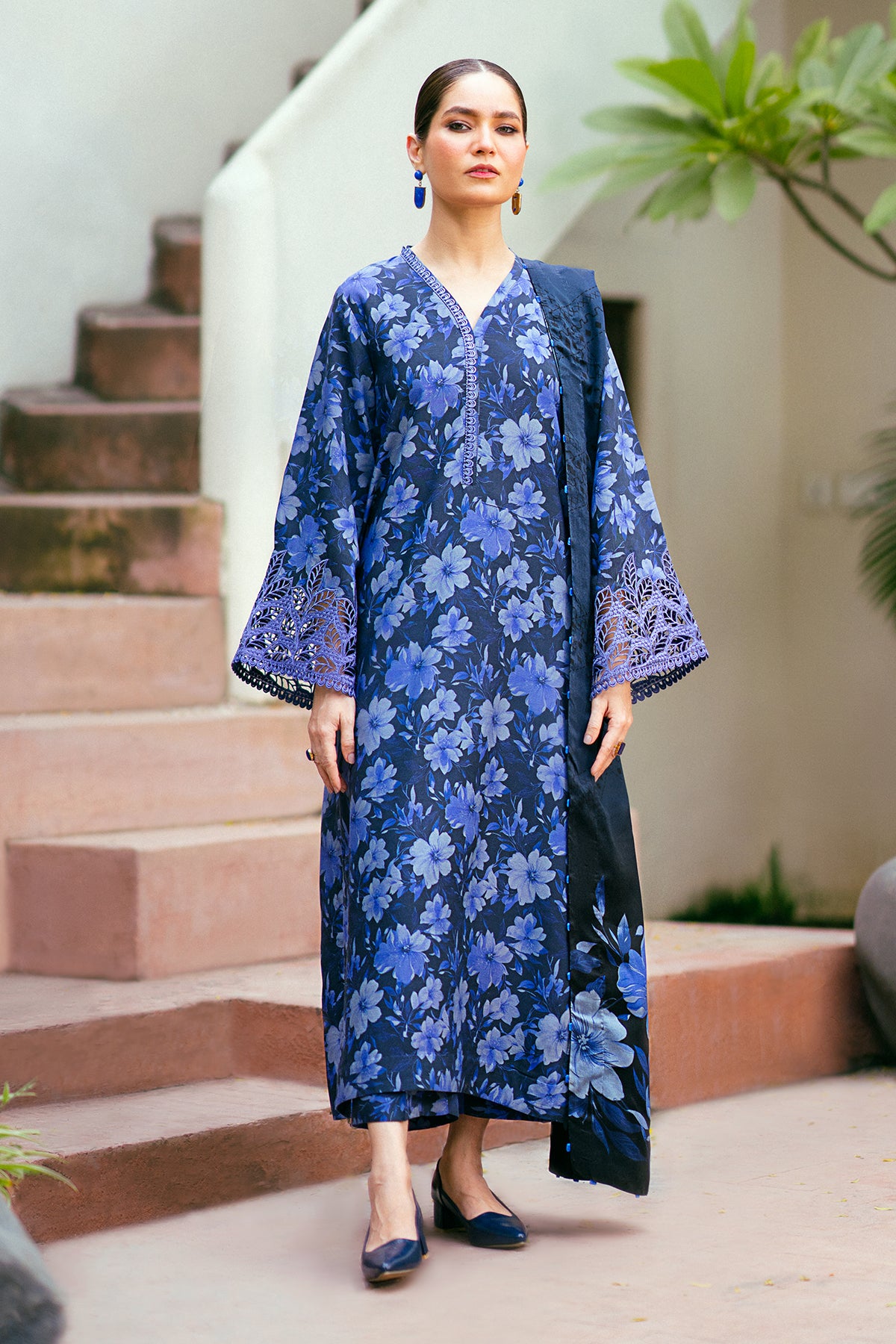 EMBROIDERED VISCOSE UF-776