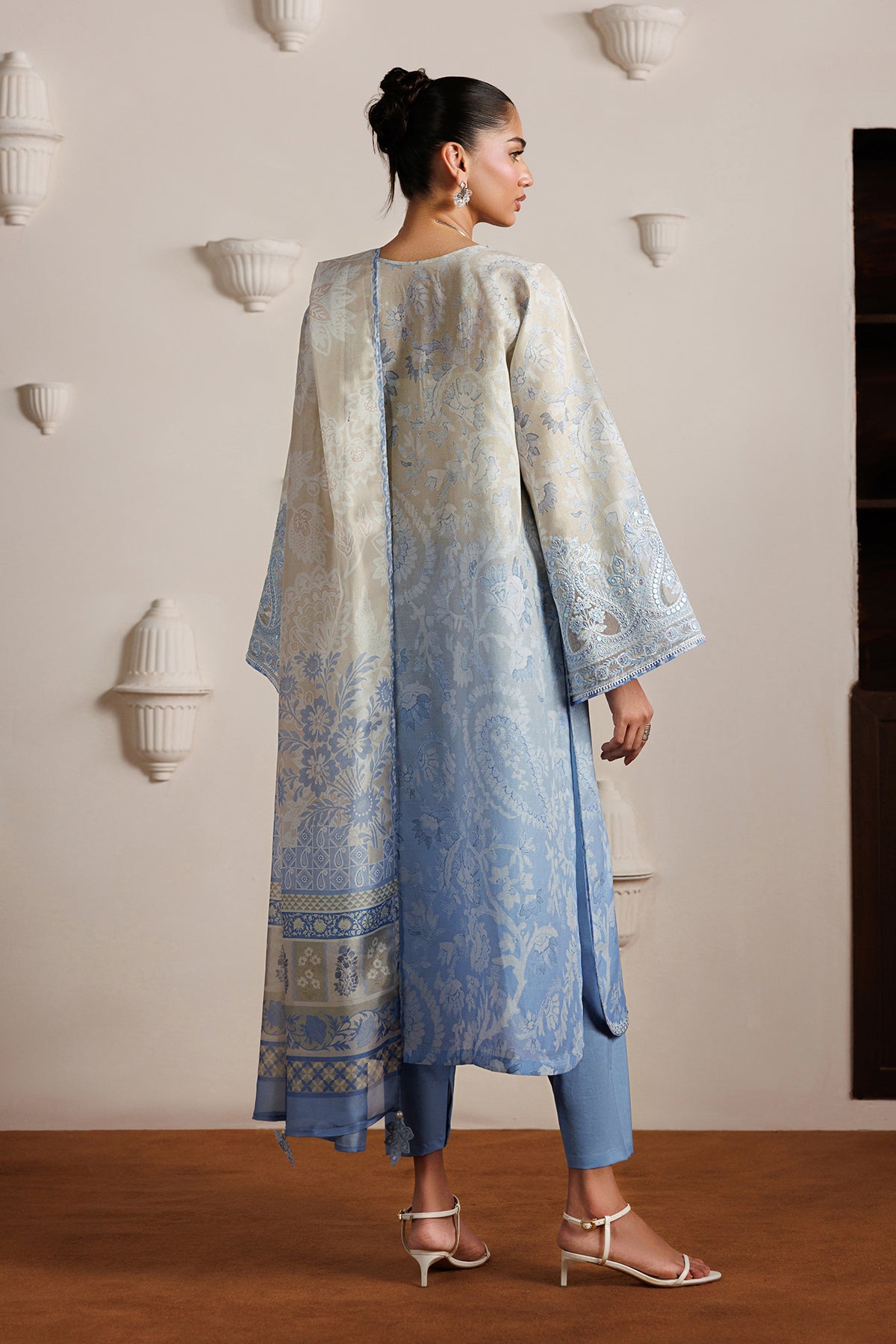 EMBROIDERED LAWN SF-4524