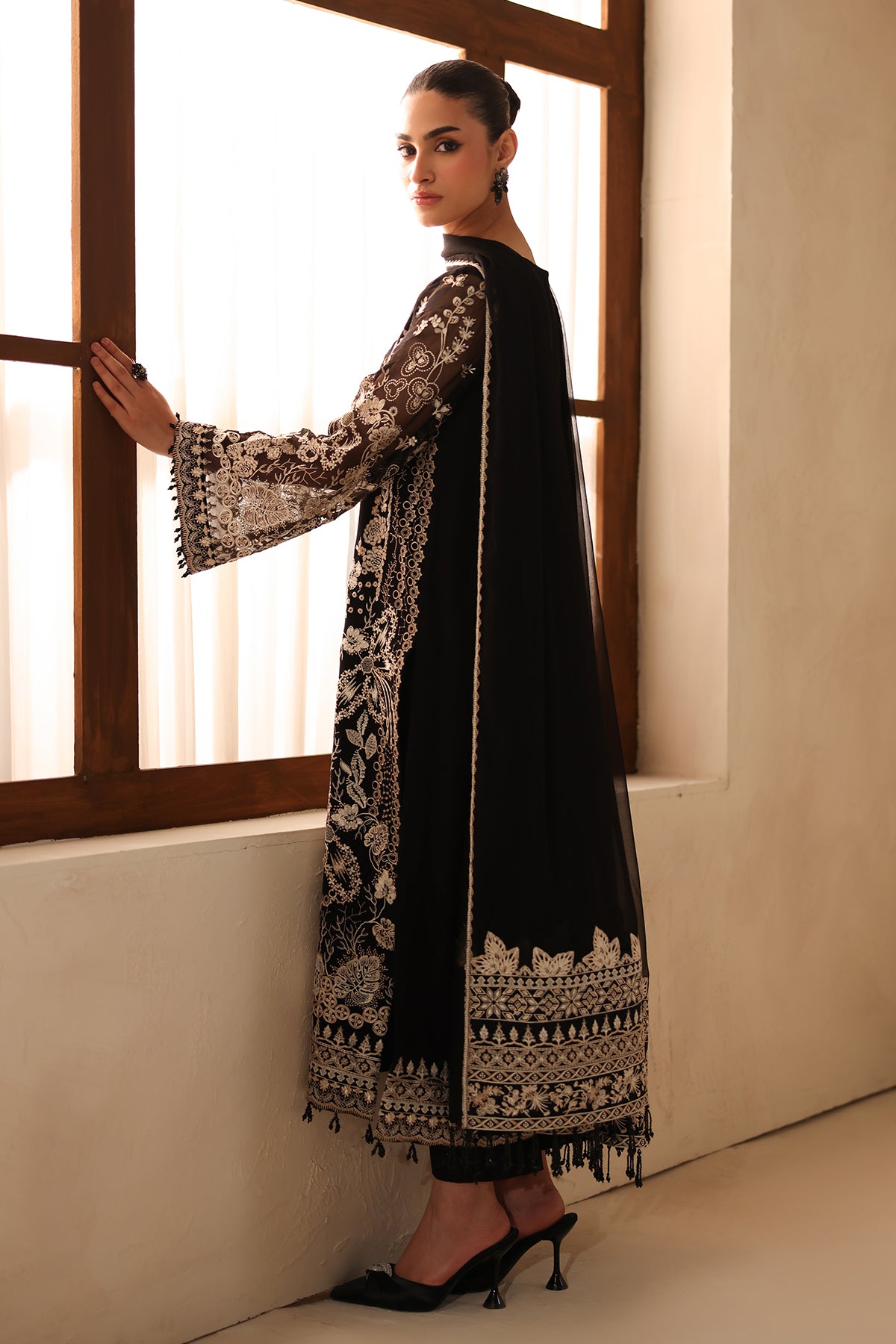 EMBROIDERED CHIFFON SF-4490