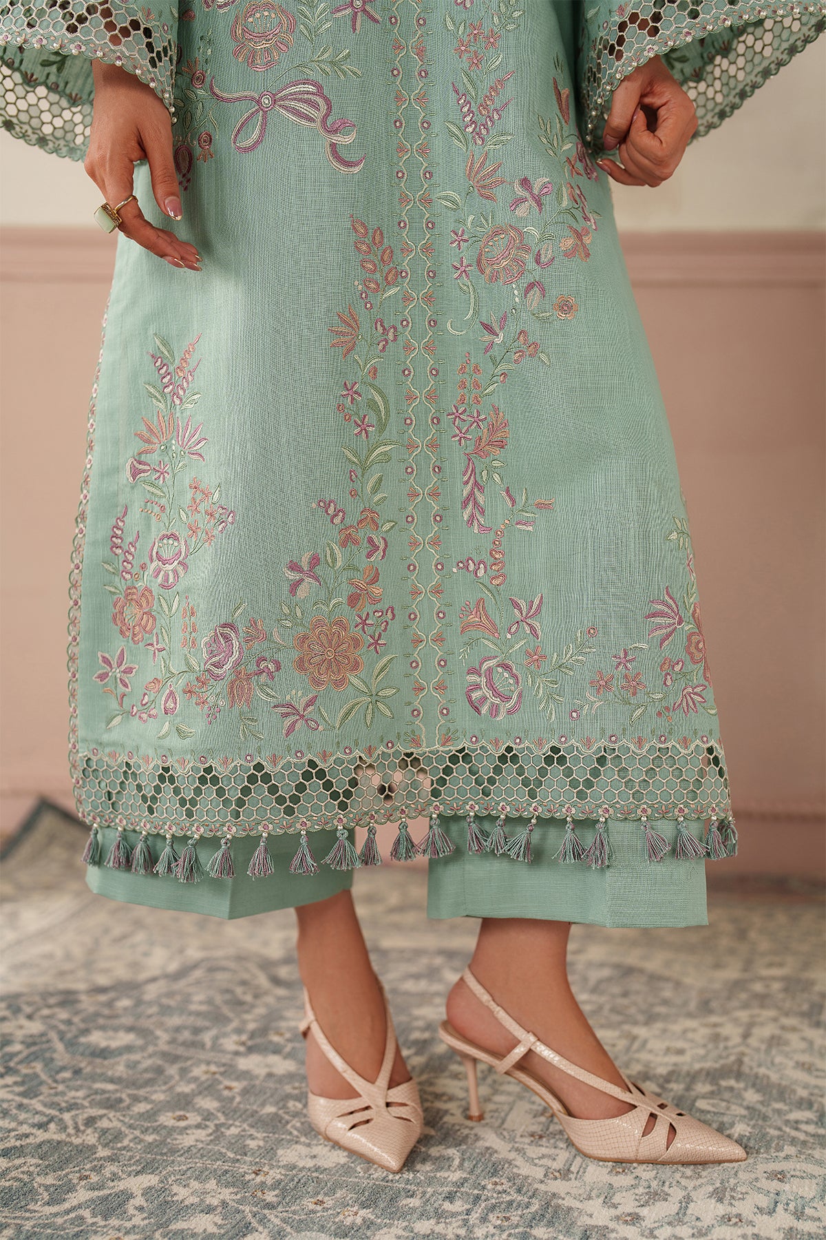 EMBROIDERED KHADDAR SF-4355