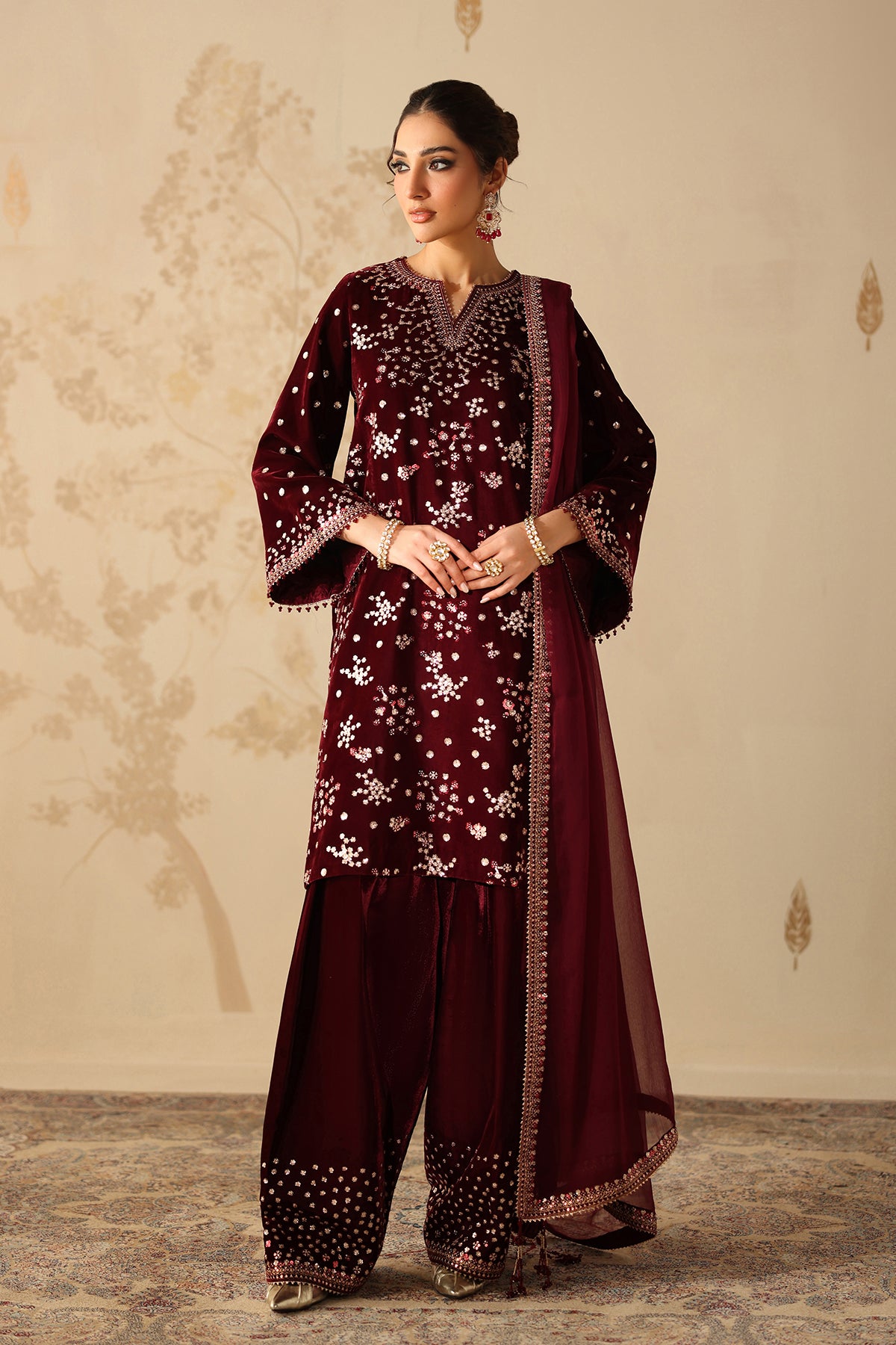 EMBROIDERED VELVET SF-4315