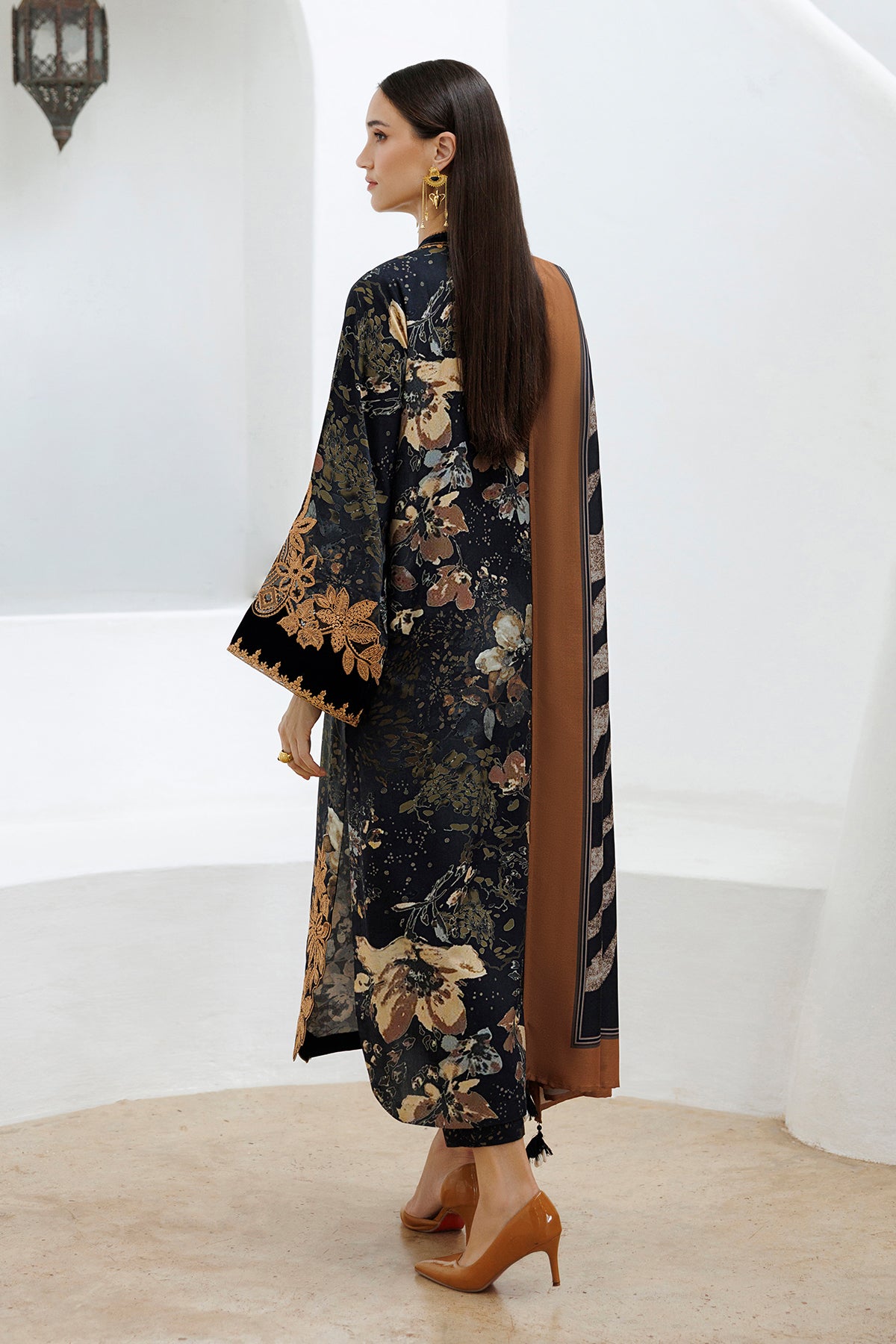 EMBROIDERED VISCOSE SILK SF-4588