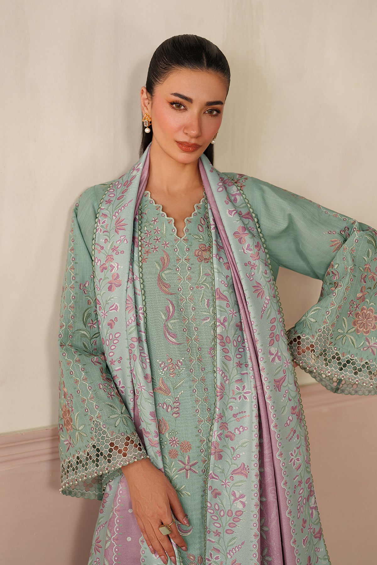 EMBROIDERED KHADDAR SF-4355