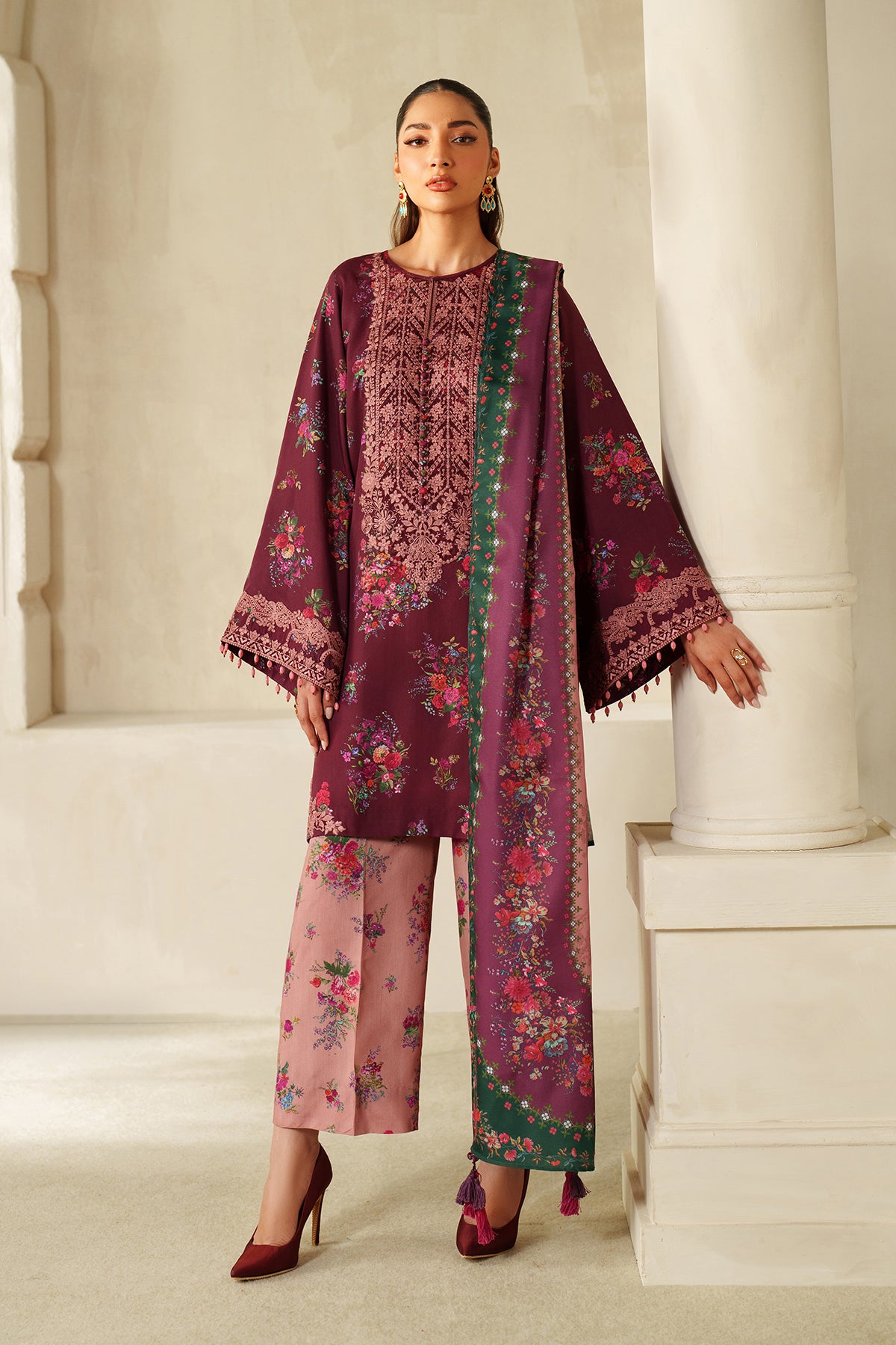 EMBROIDERED KHADDAR SF-4338