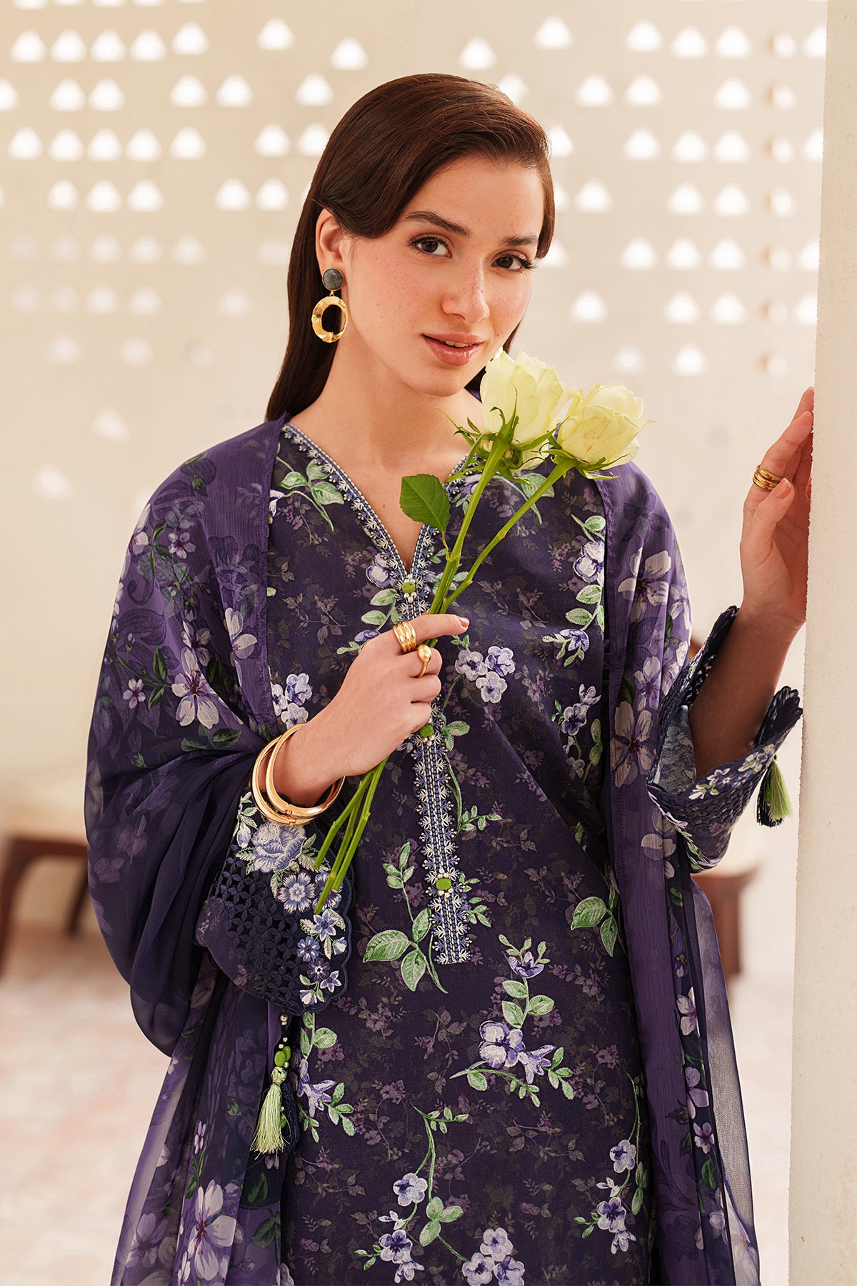 EMBROIDERED LAWN SF-4405