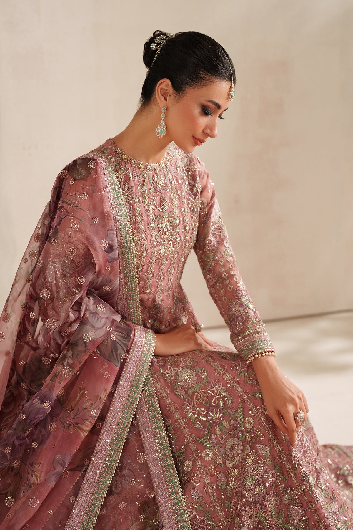 EMBROIDERED NET SF-4377