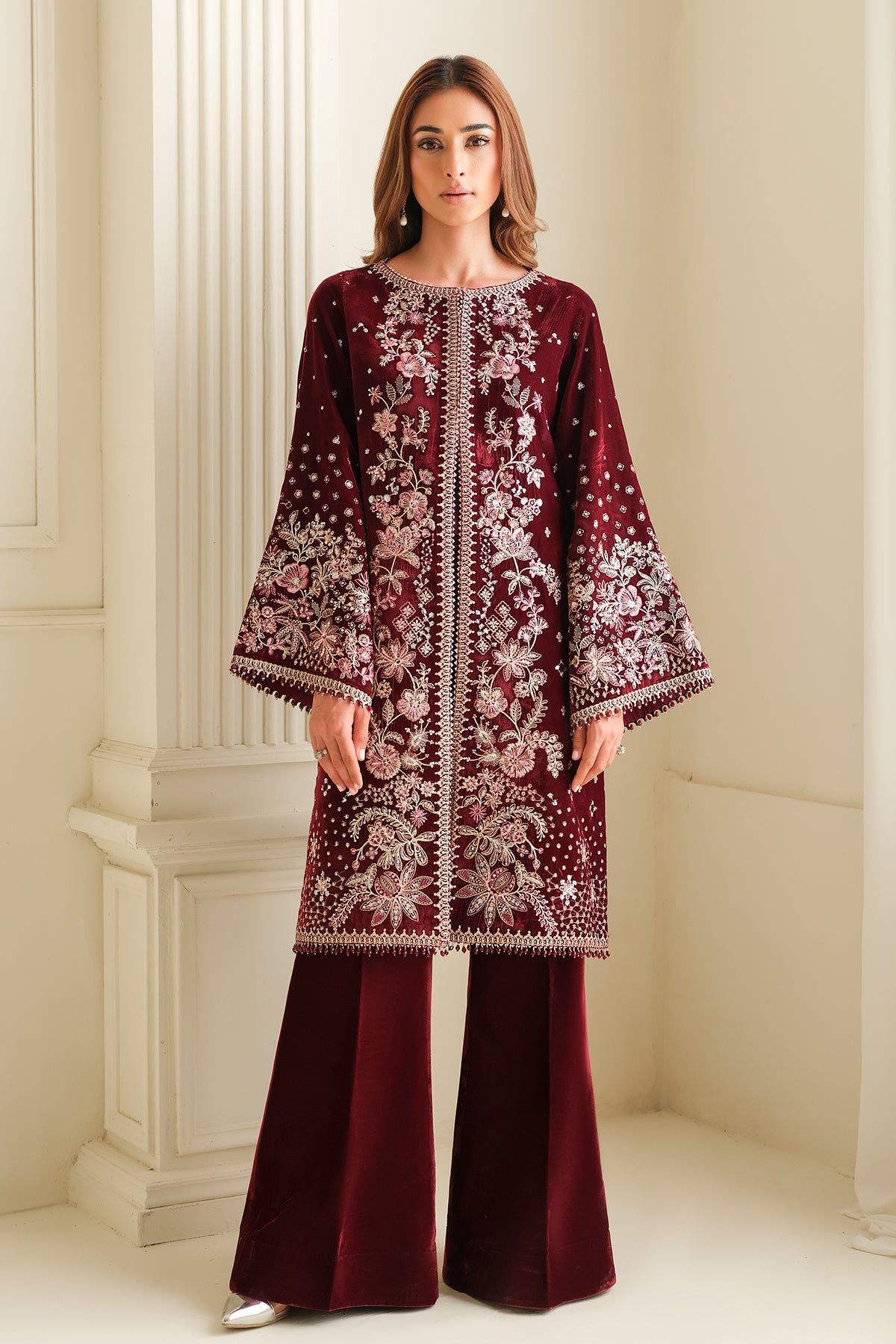 EMBROIDERED VELVET SF-743