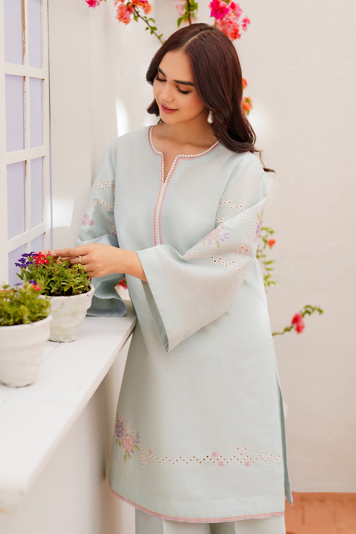 EMBROIDERED LAWN PR-927