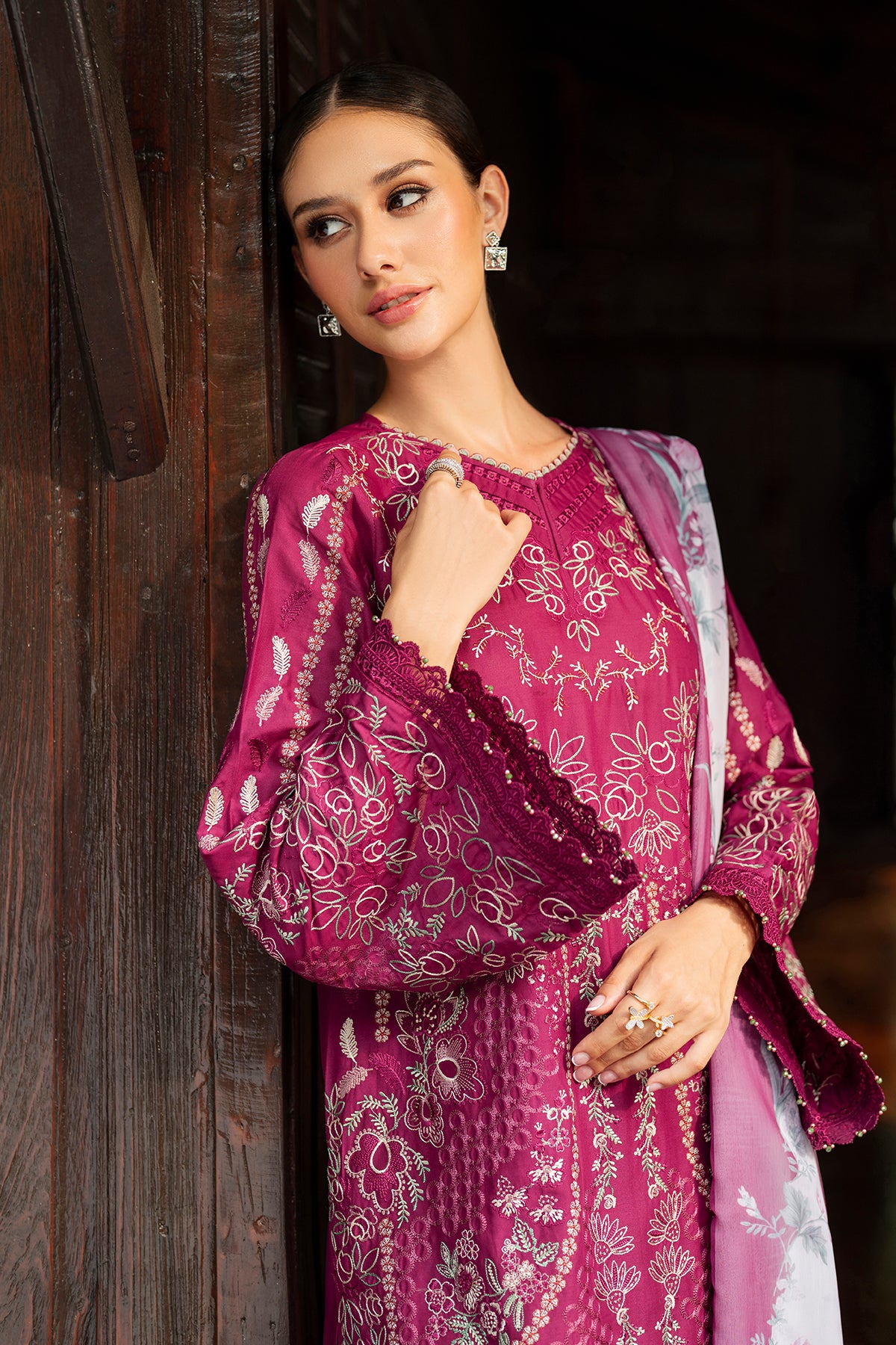 EMBROIDERED LAWN UF-4263