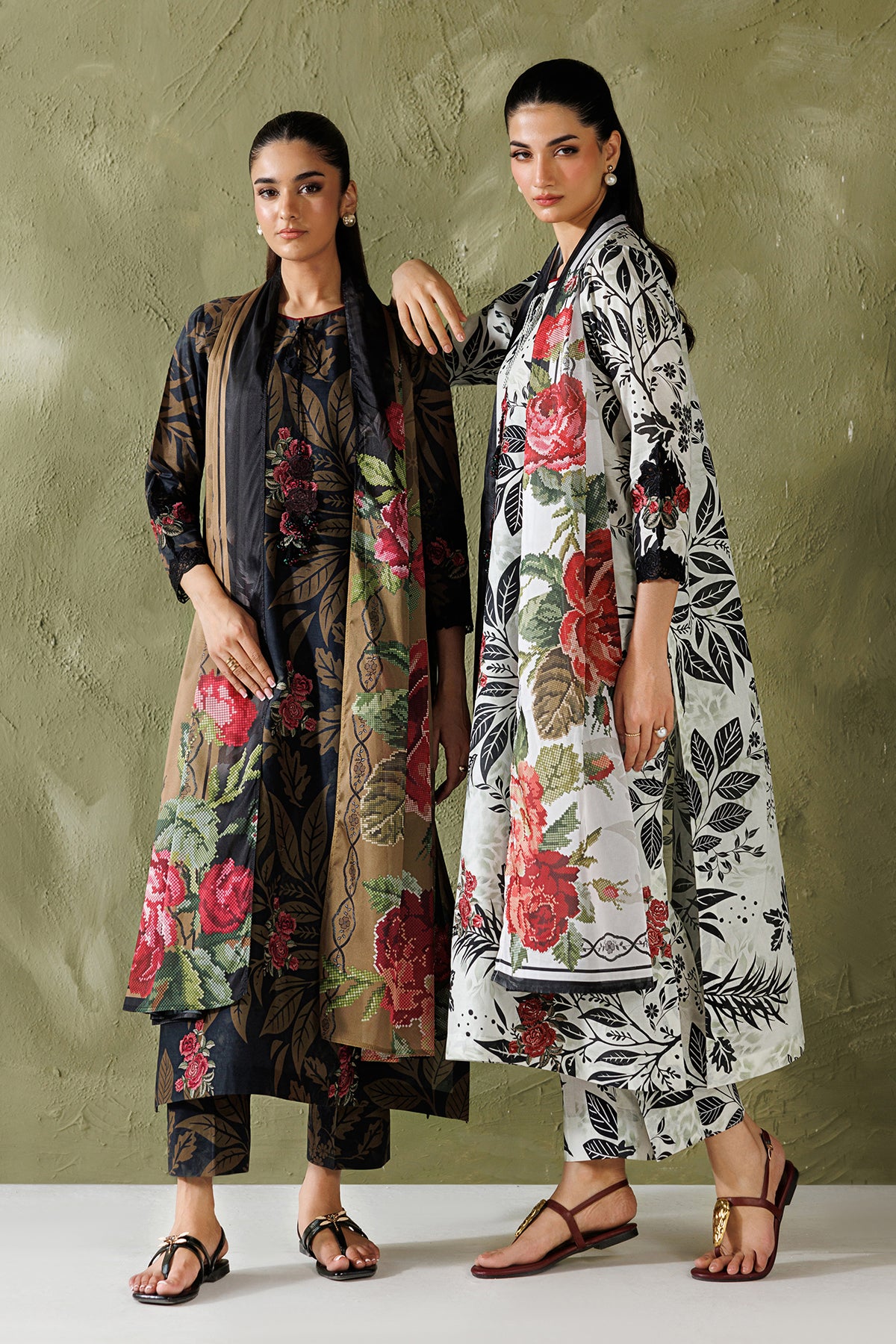 EMBROIDERED LAWN UF-4505