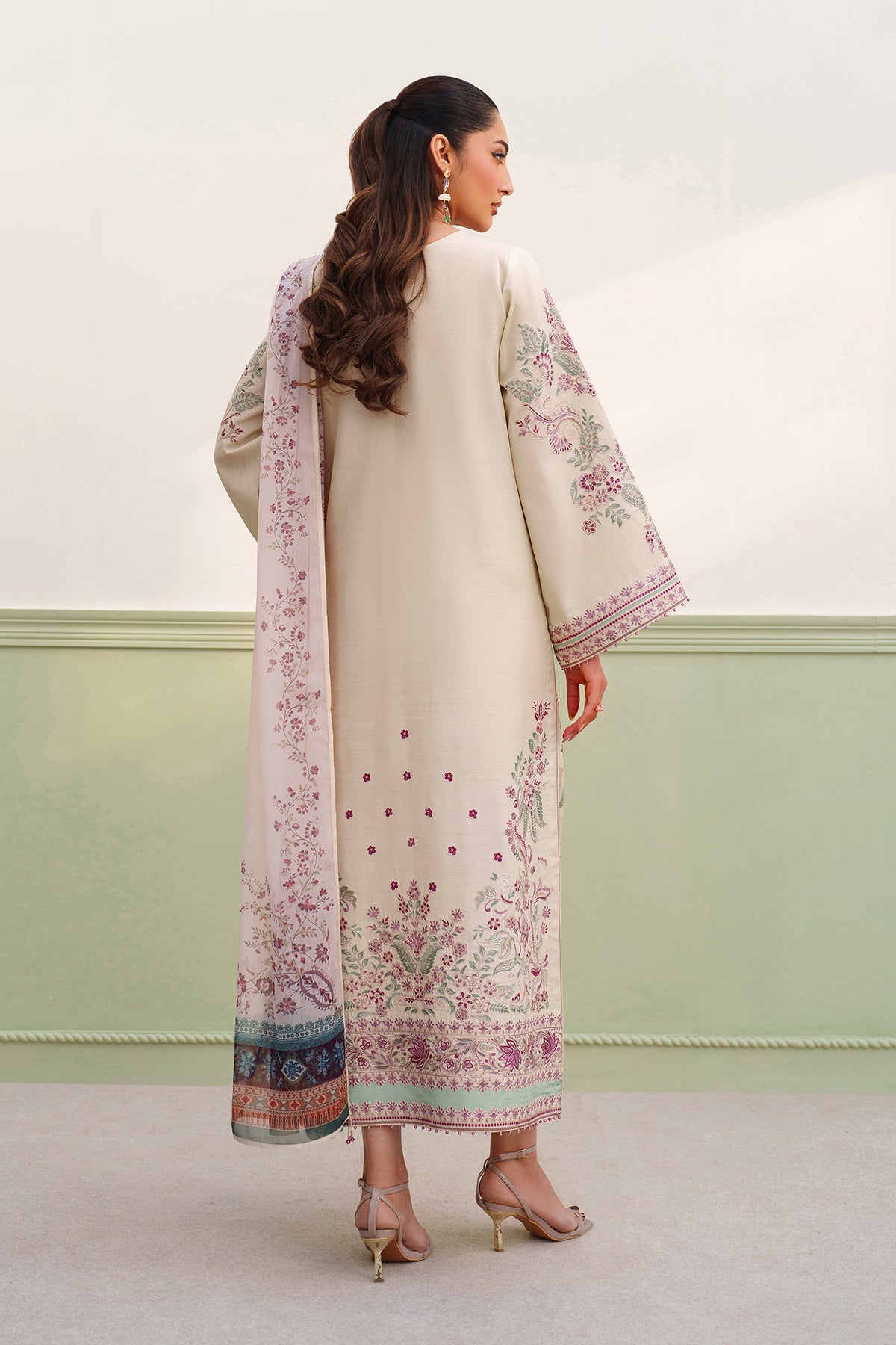 EMBROIDERED RAW SILK UF-4385