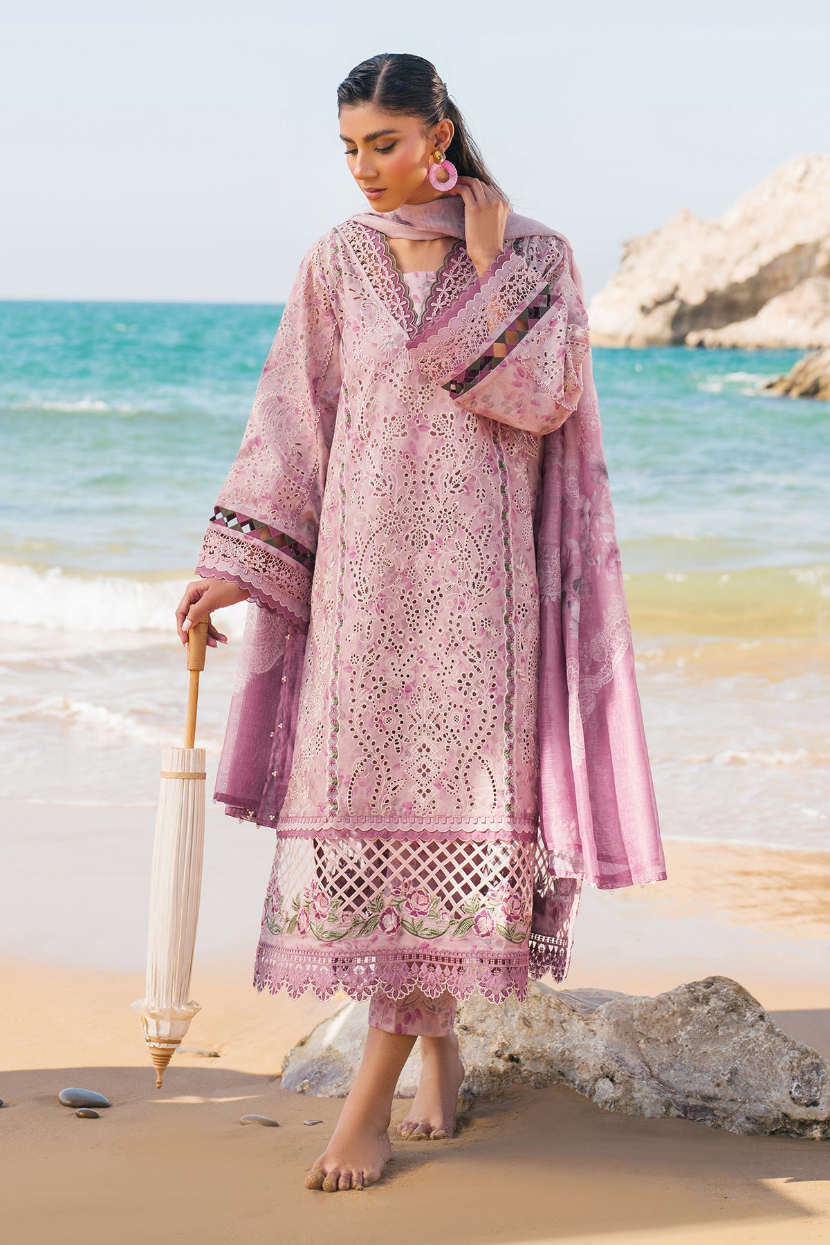 EMBROIDERED LAWN UF-4114