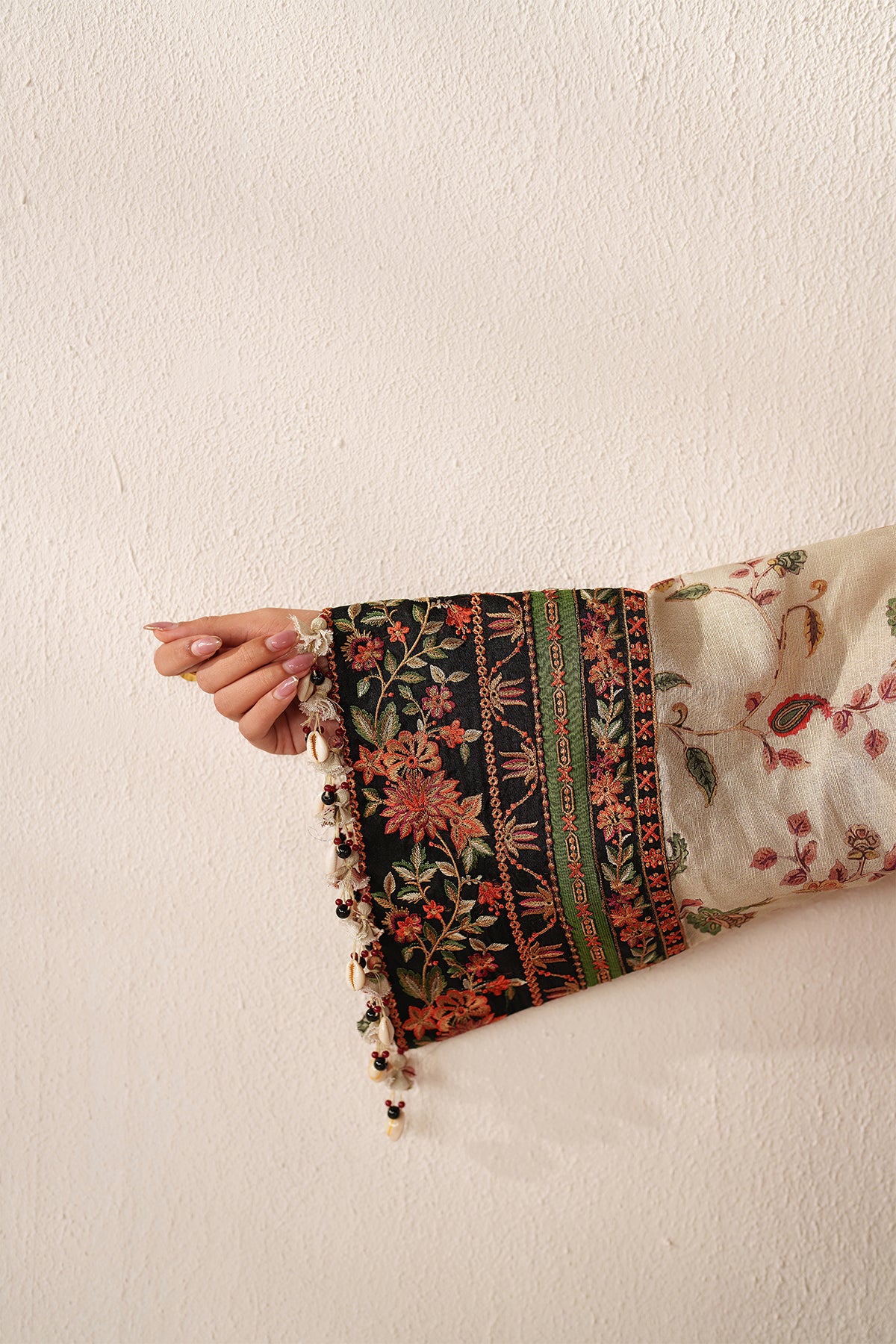 EMBROIDERED KHADDAR SF-4356