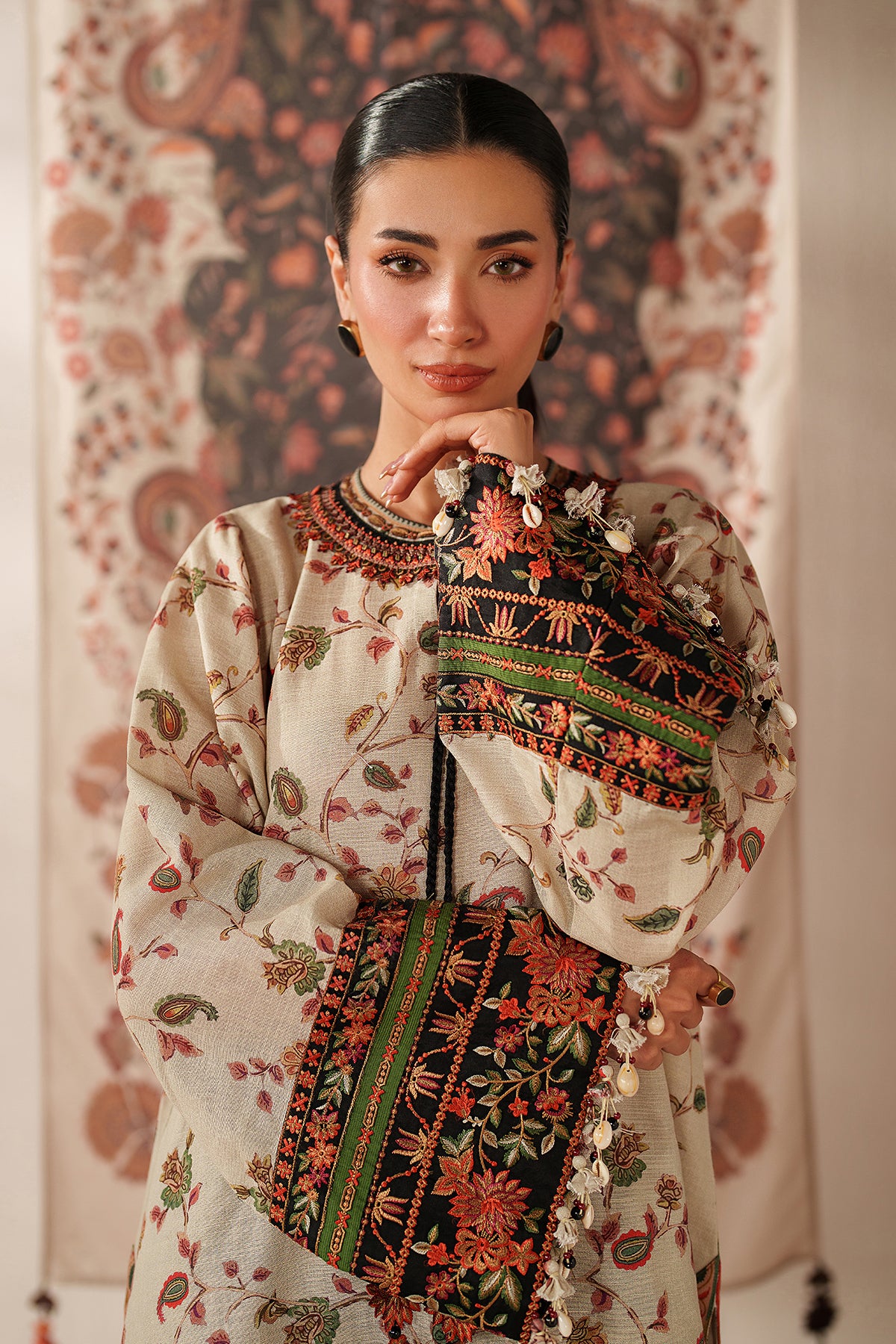 EMBROIDERED KHADDAR SF-4356