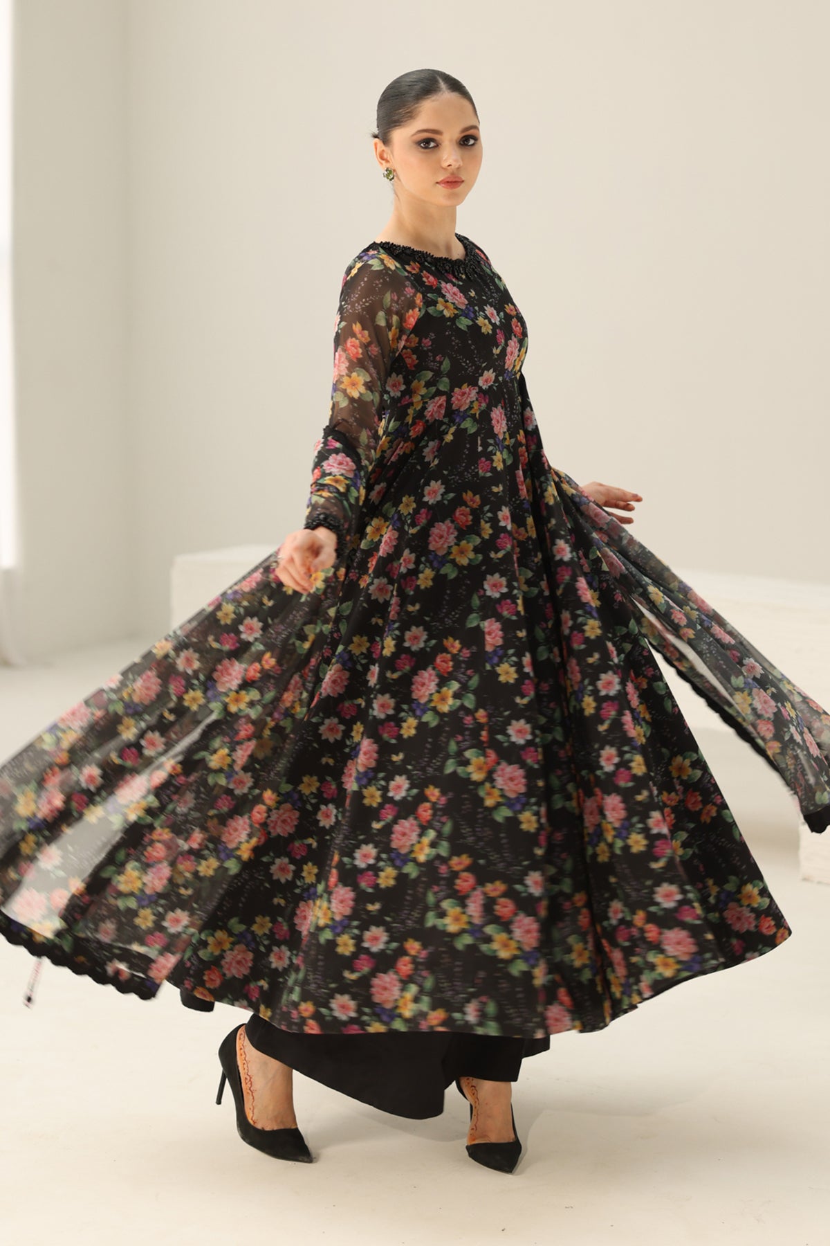 EMBROIDERED CHIFFON PR-1158