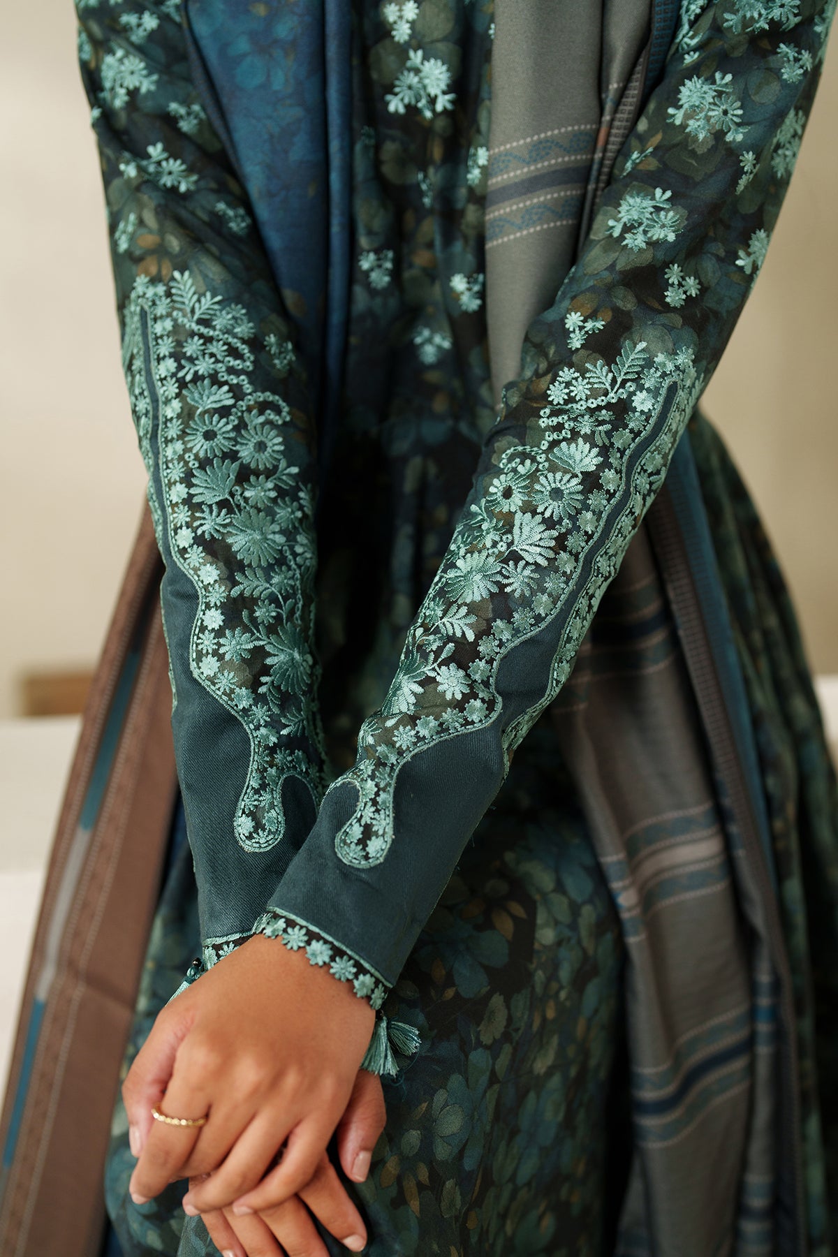 EMBROIDERED PRINTED KHADDAR PR-1231