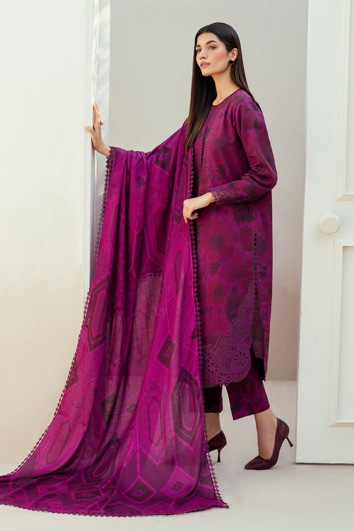 PRINTED KHADDAR SF-4009