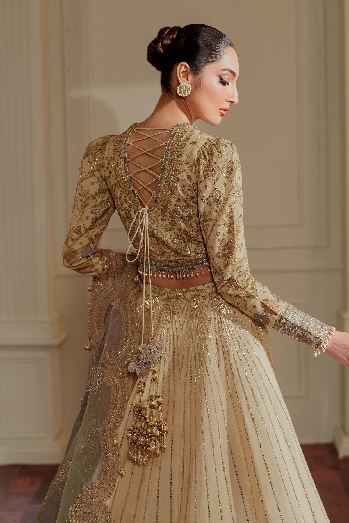 EMBROIDERED NET CH13-06 STITCHED