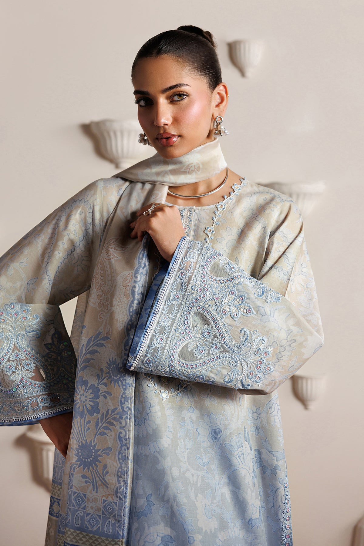 EMBROIDERED LAWN SF-4524