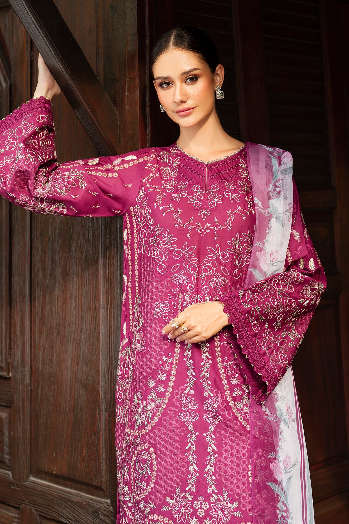 EMBROIDERED LAWN UF-4263