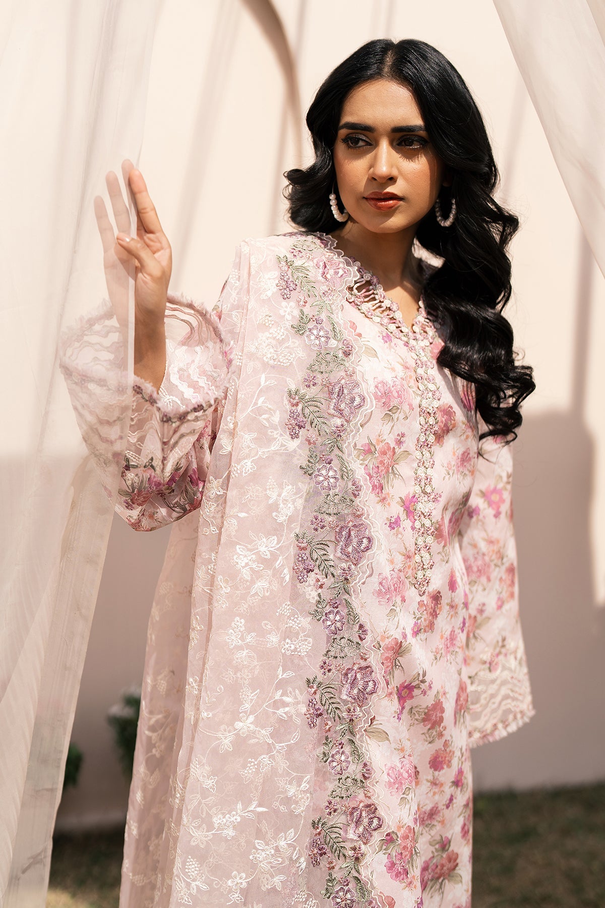 EMBROIDERED PRINTED LAWN SF-592