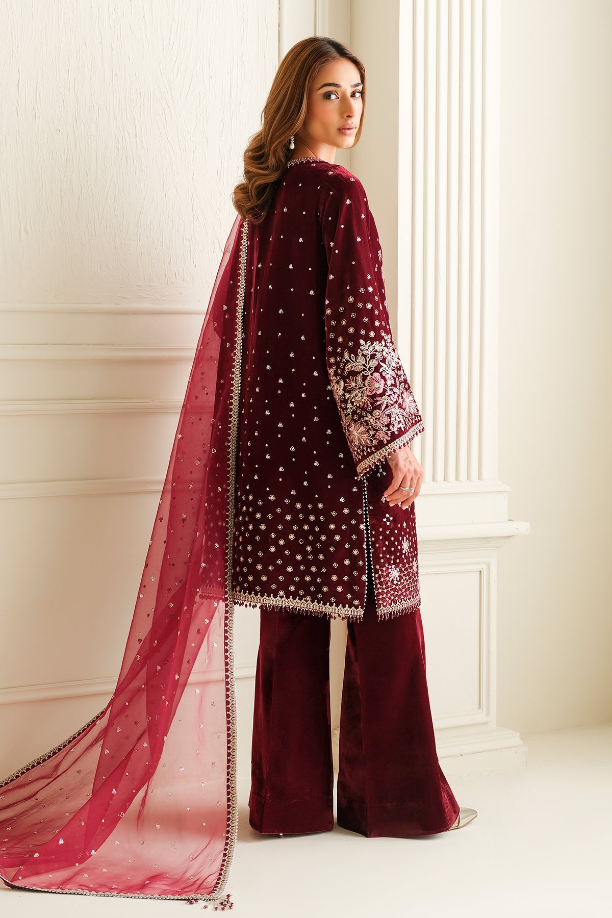 EMBROIDERED VELVET SF-743