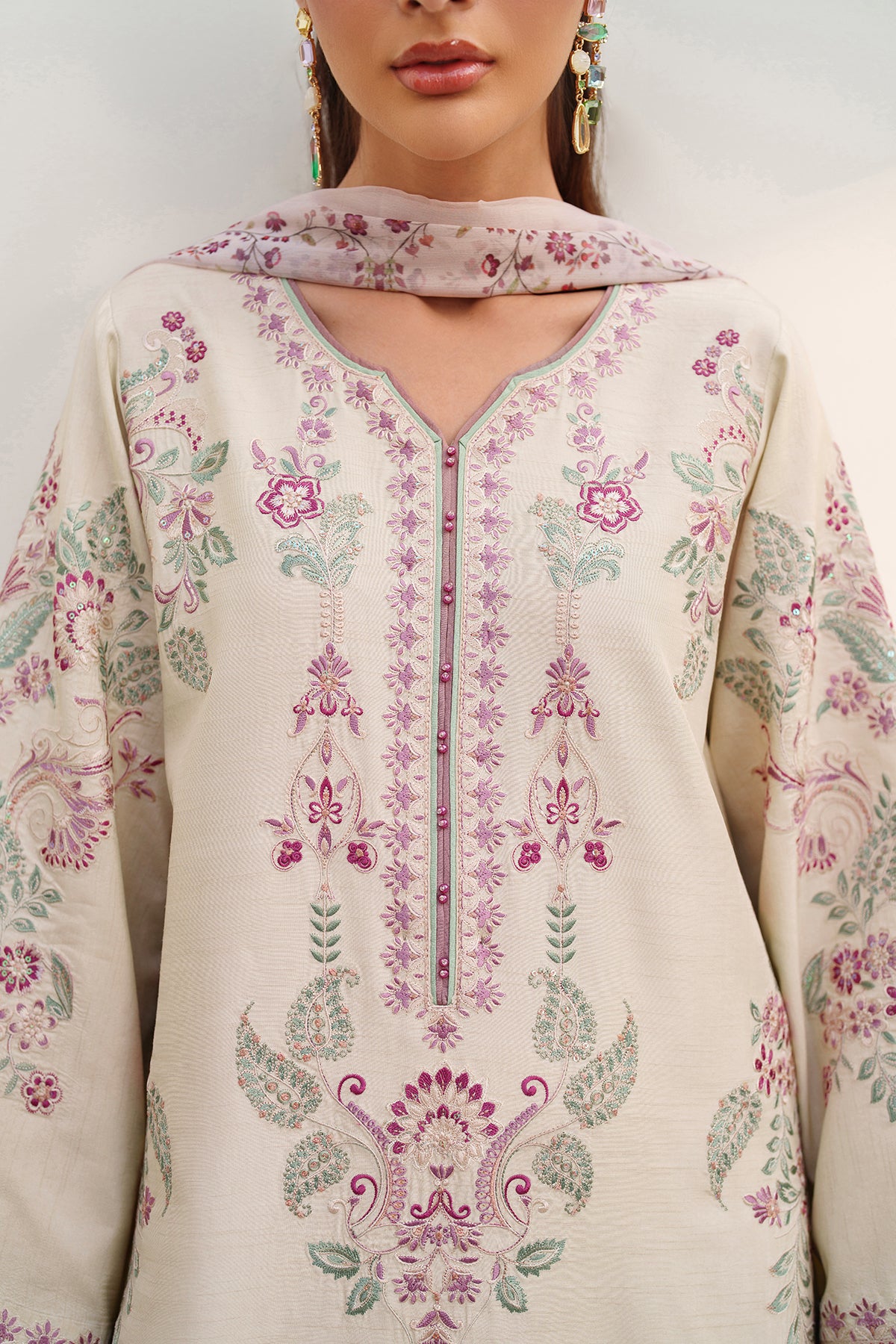 EMBROIDERED RAW SILK UF-4385