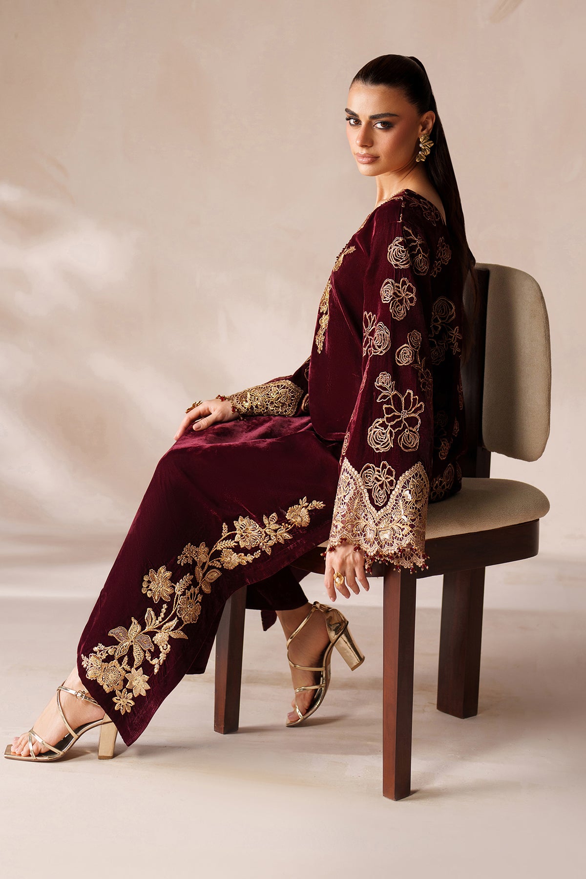 EMBROIDERED VELVET PR-1201