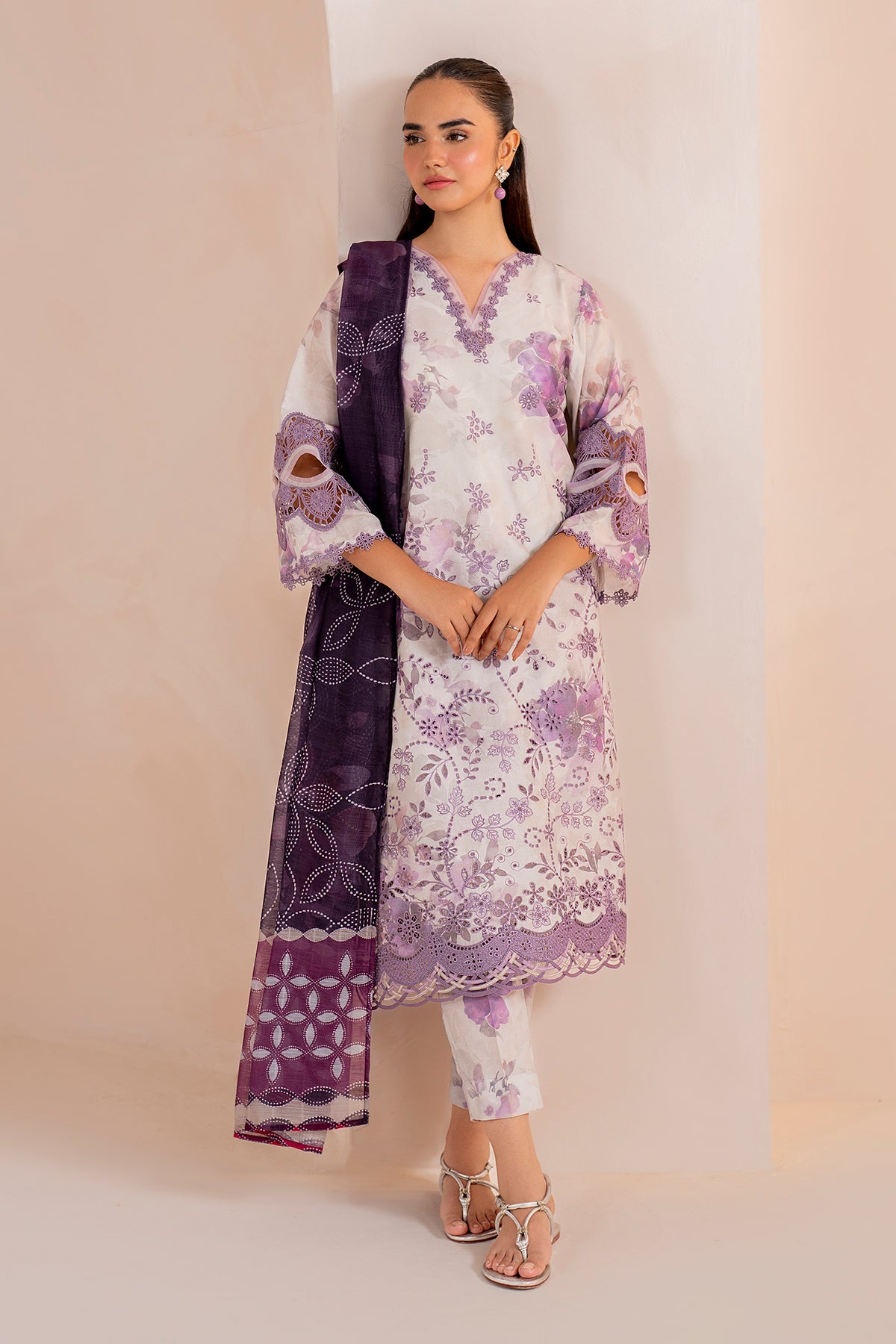 EMBROIDERED PRINTED LAWN UF-713