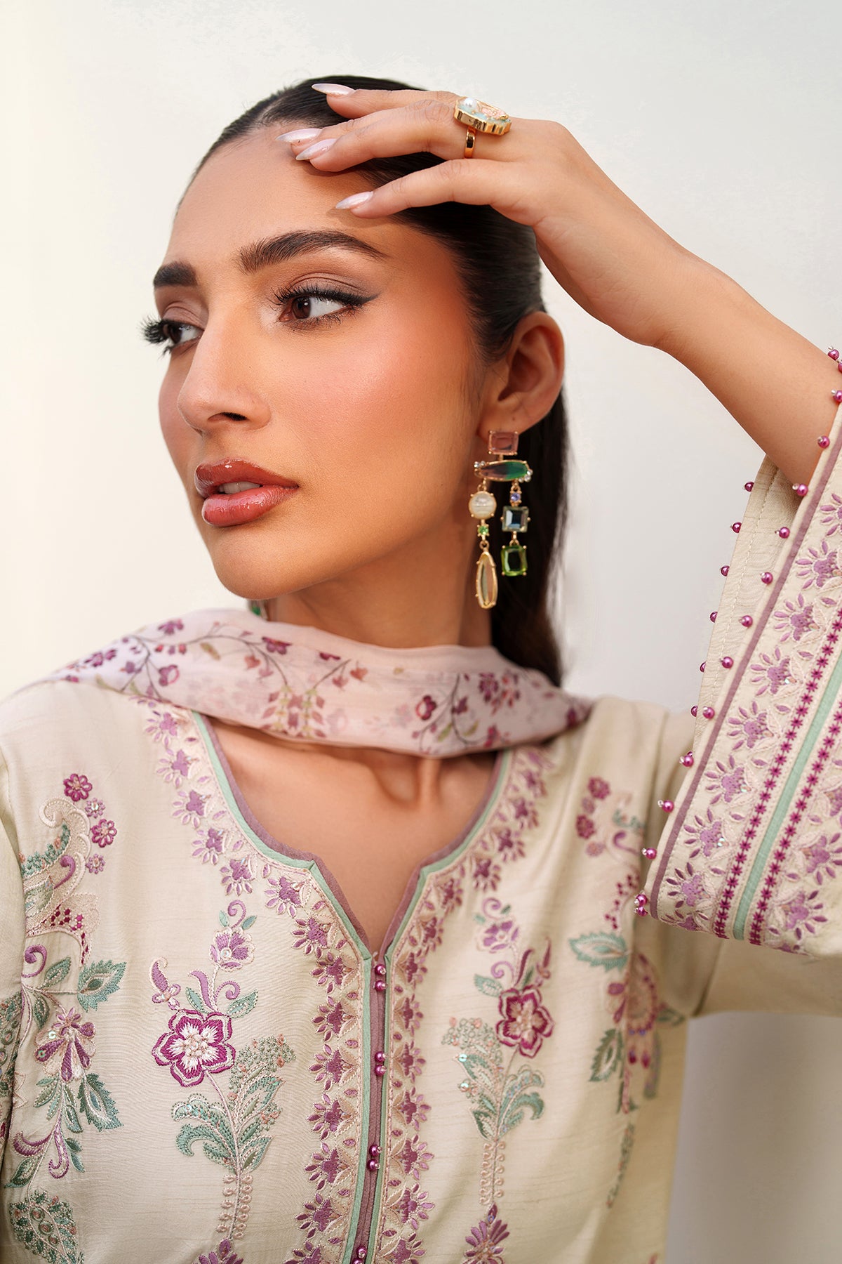 EMBROIDERED RAW SILK UF-4385