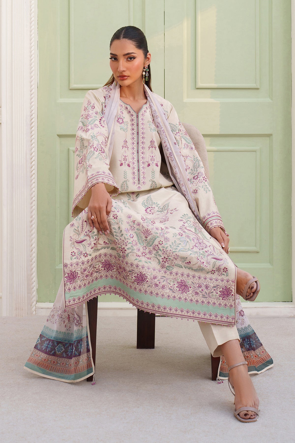 EMBROIDERED RAW SILK UF-4385