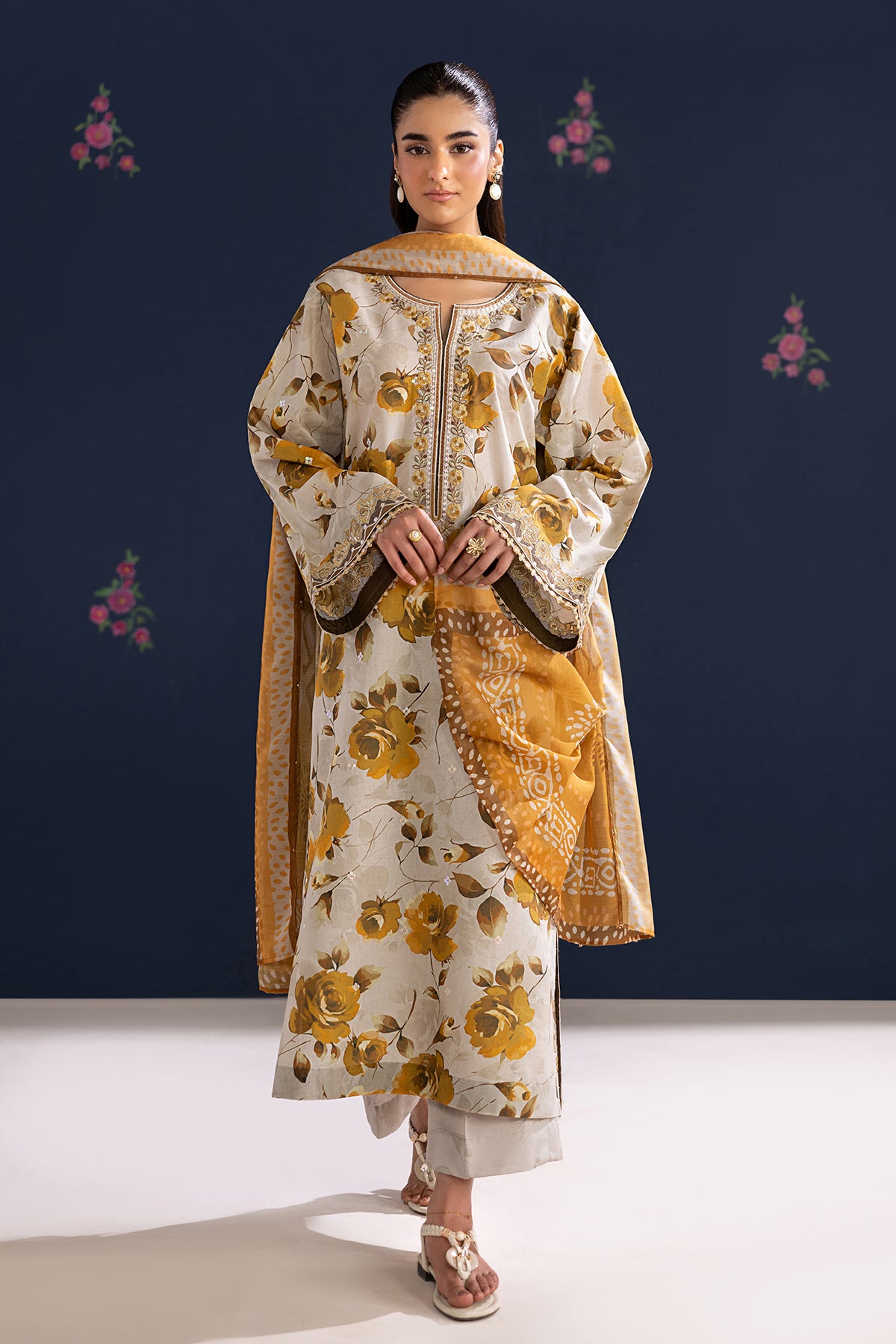 EMBROIDERED LAWN SF-4462