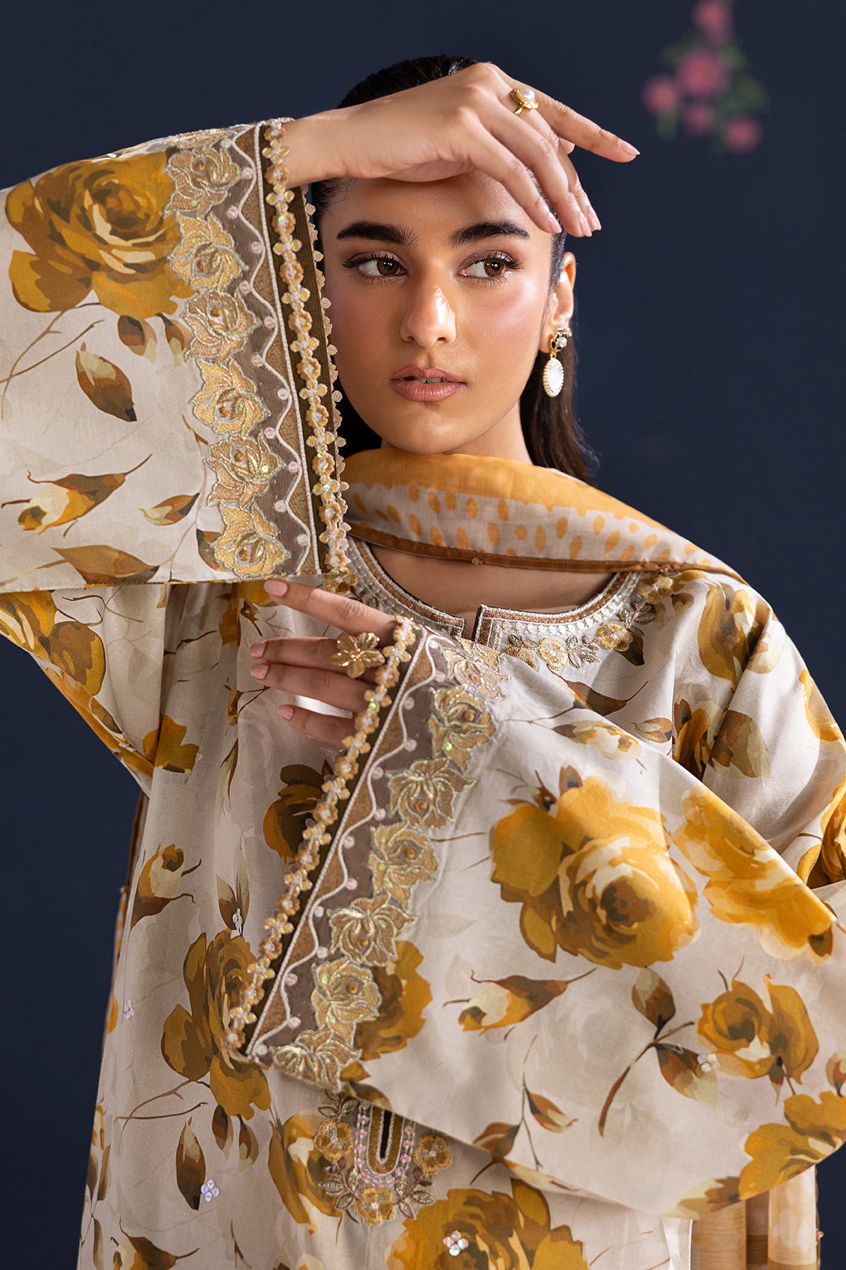 EMBROIDERED LAWN SF-4462