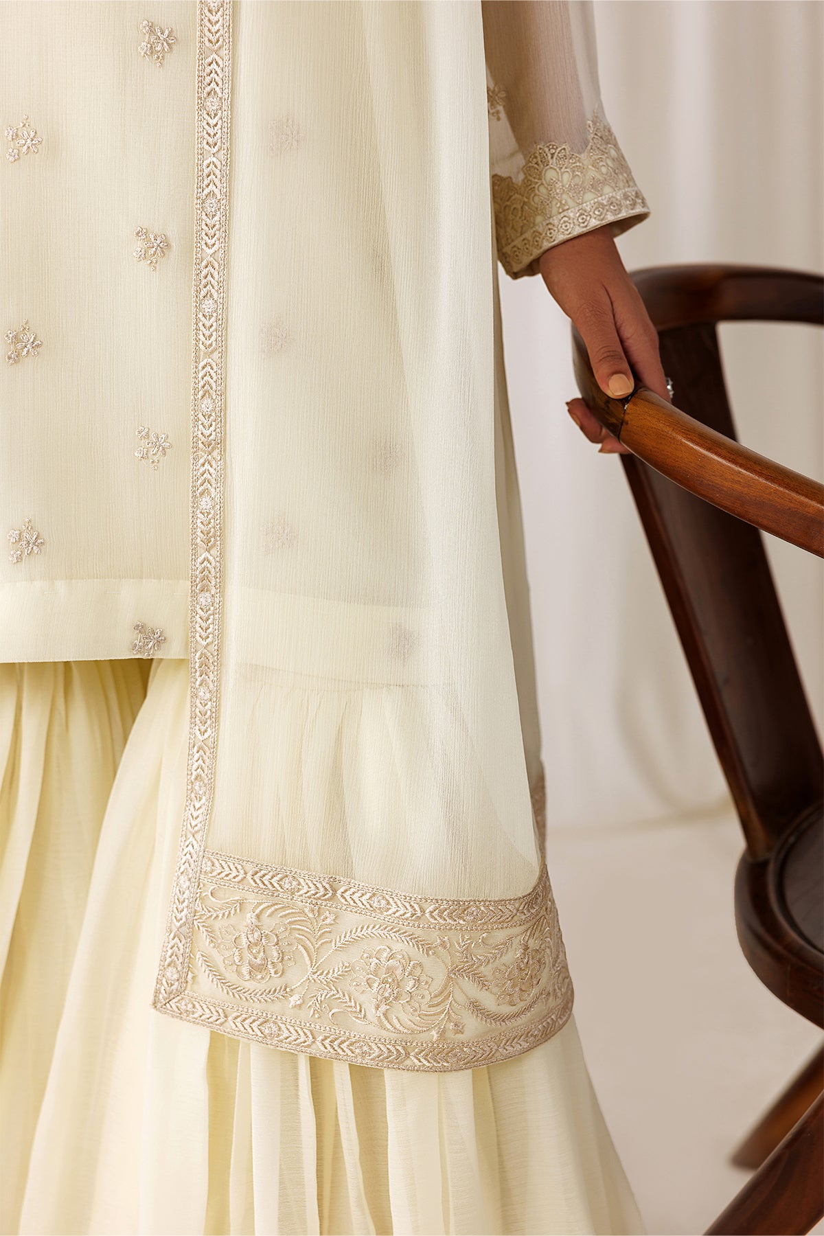EMBROIDERED CHIFFON EN-1309