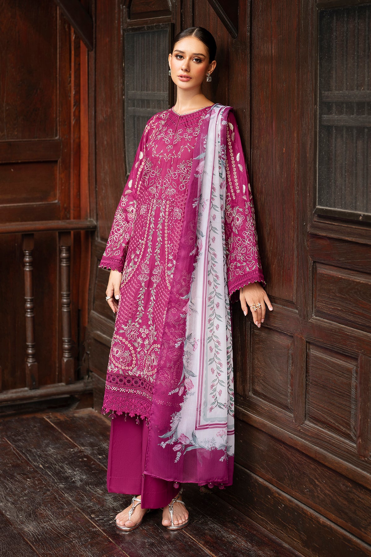 EMBROIDERED LAWN UF-4263