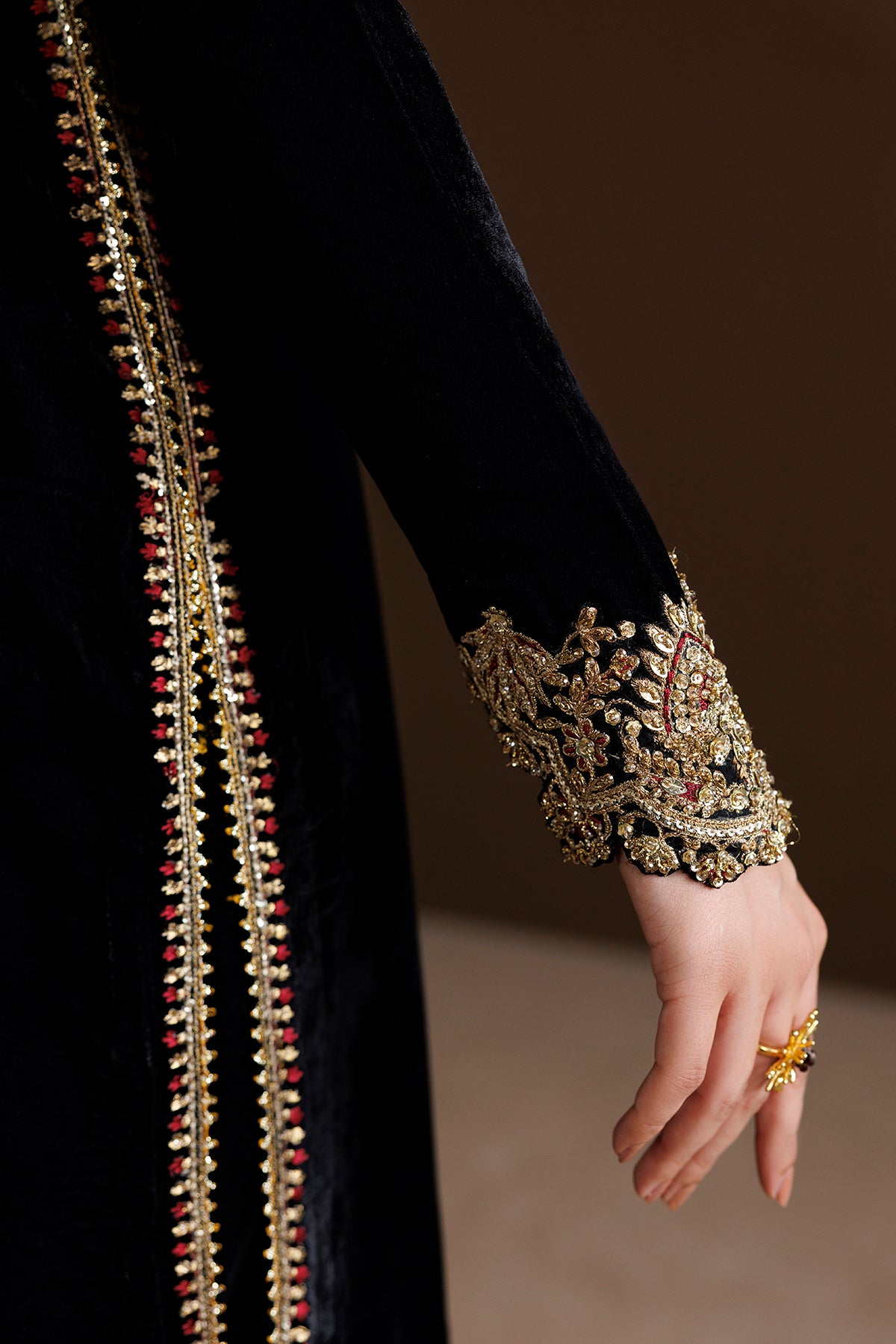 EMBROIDERED VELVET PR-1408