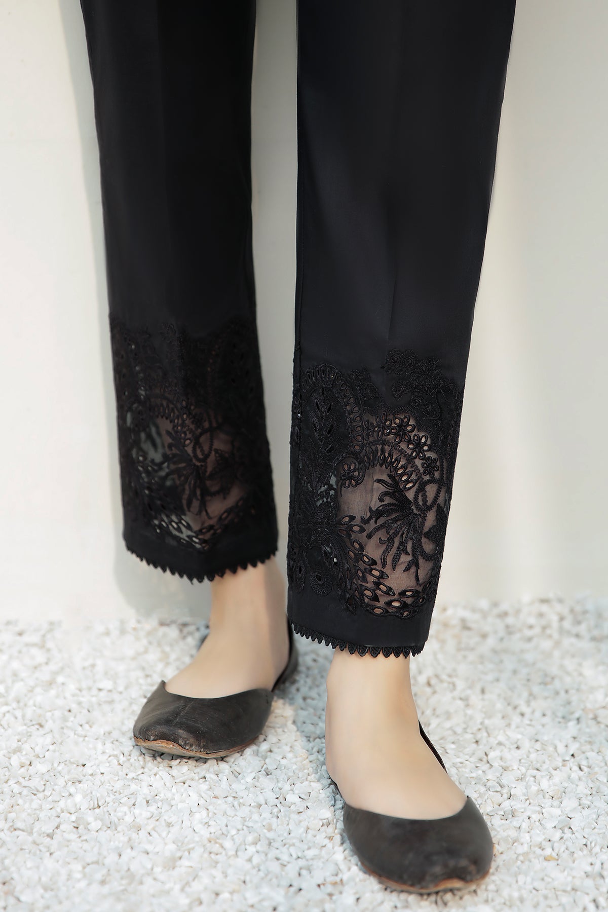 EMBROIDERED COTTON TROUSER 228